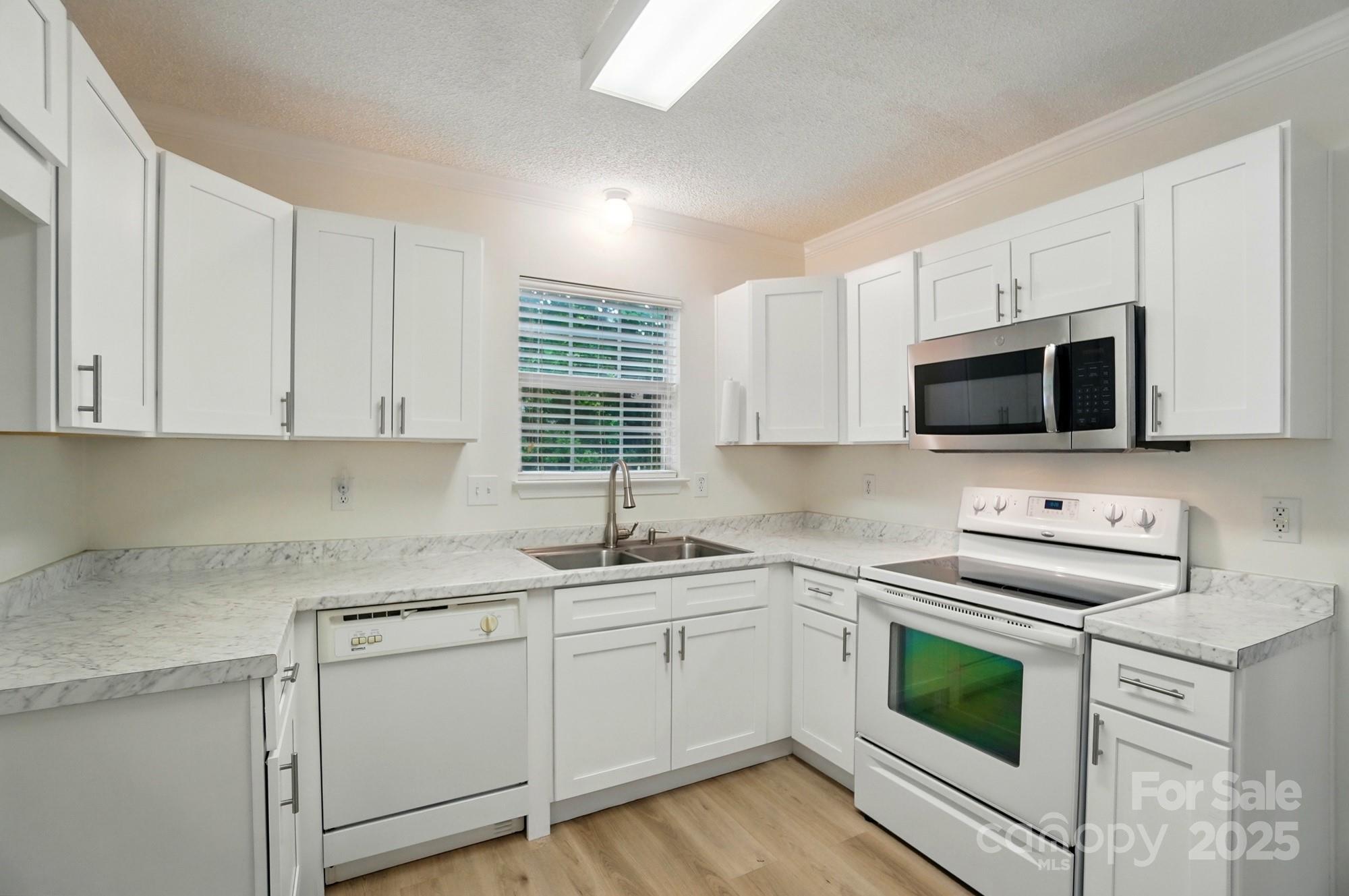 Huntington Place - Residential
