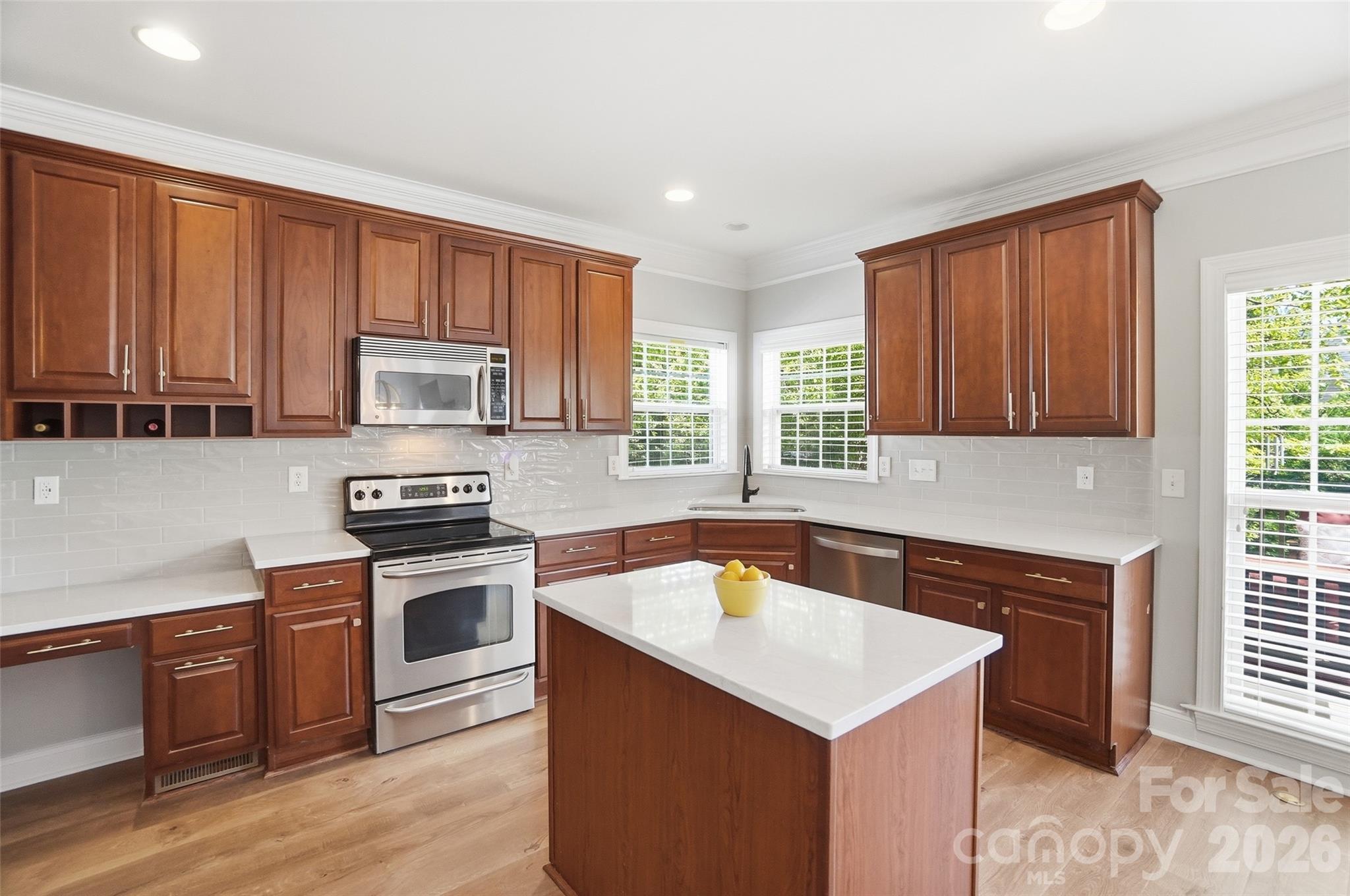Lakeshore - Residential