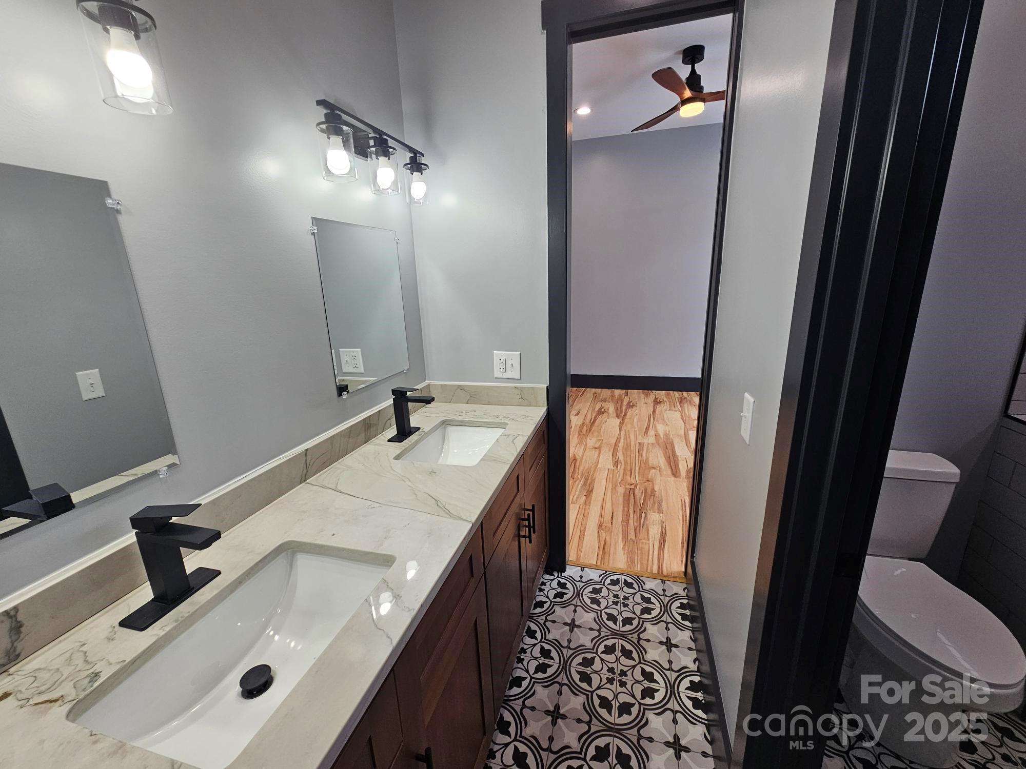 Old Oaks Estates - Residential