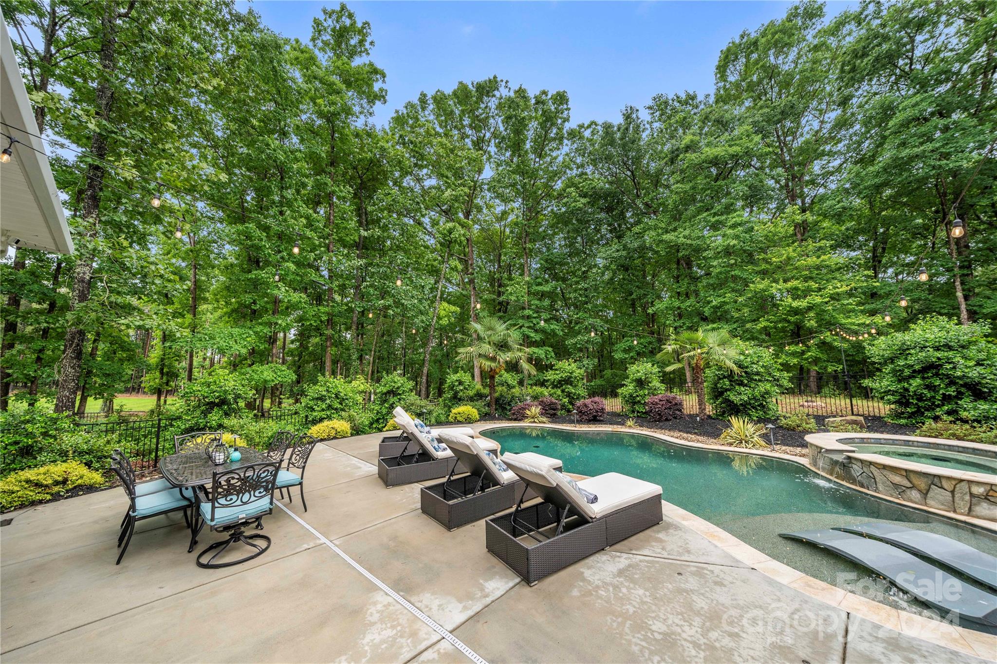 West Pointe - Residential