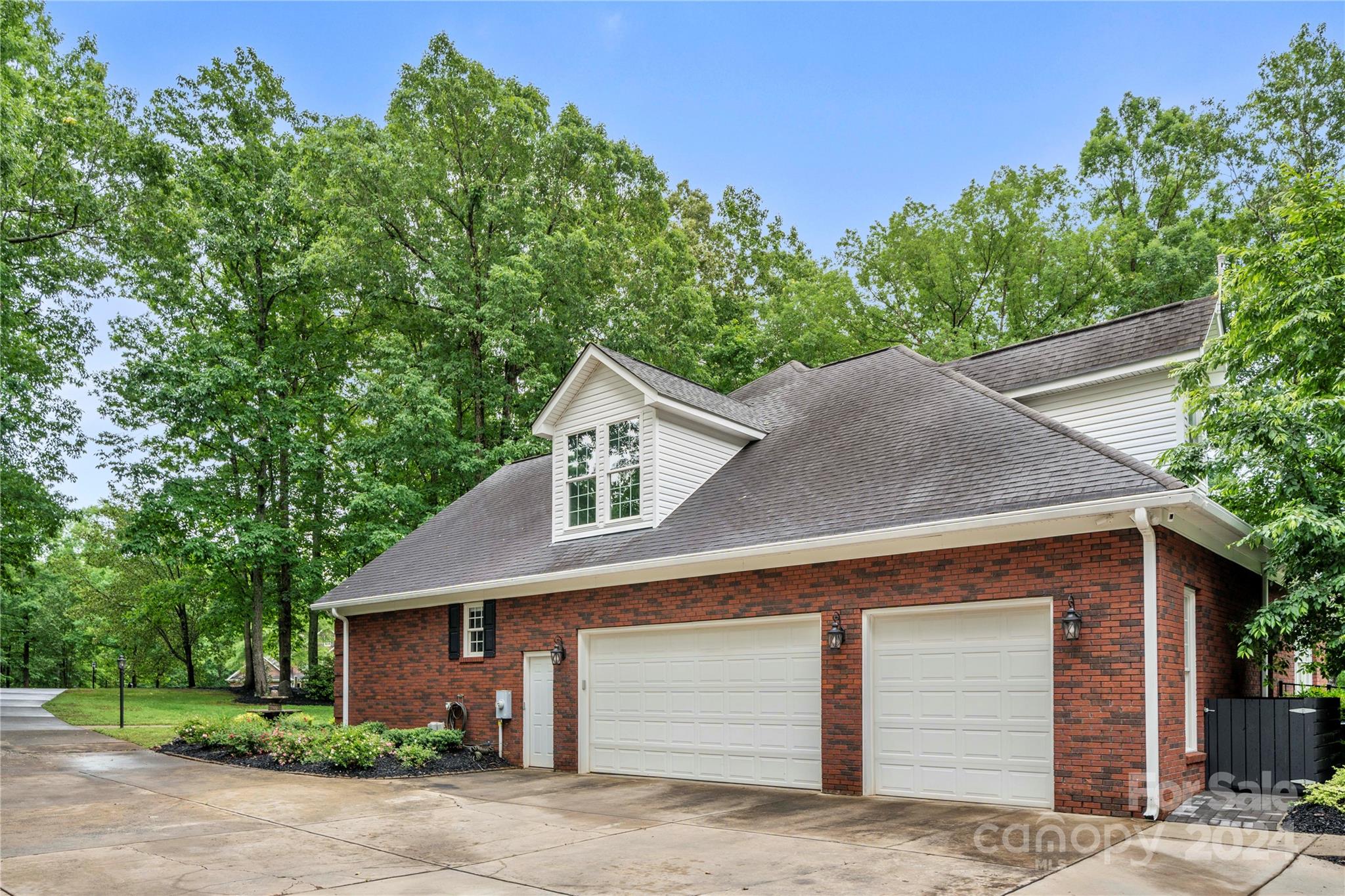 West Pointe - Residential