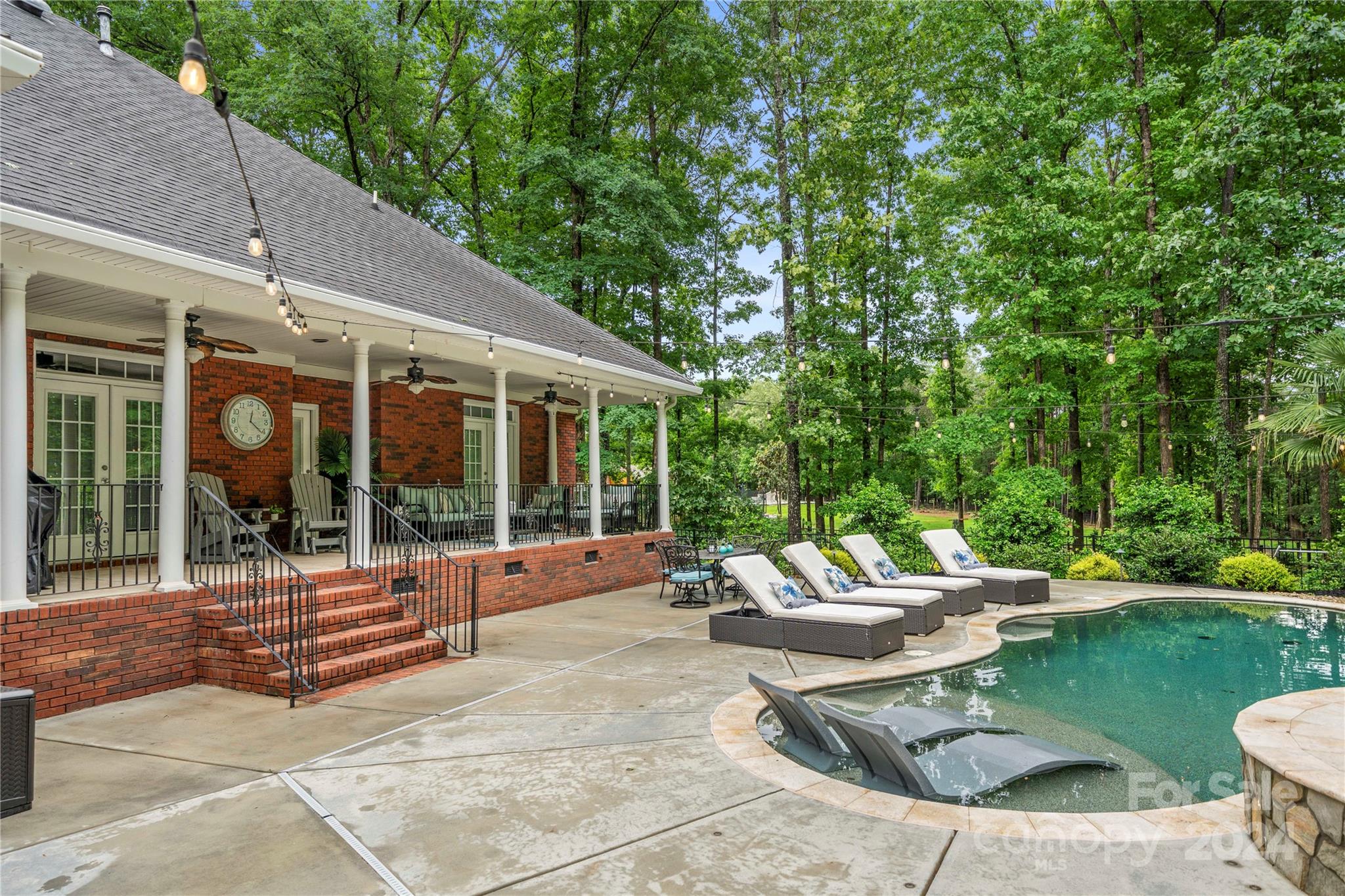 West Pointe - Residential