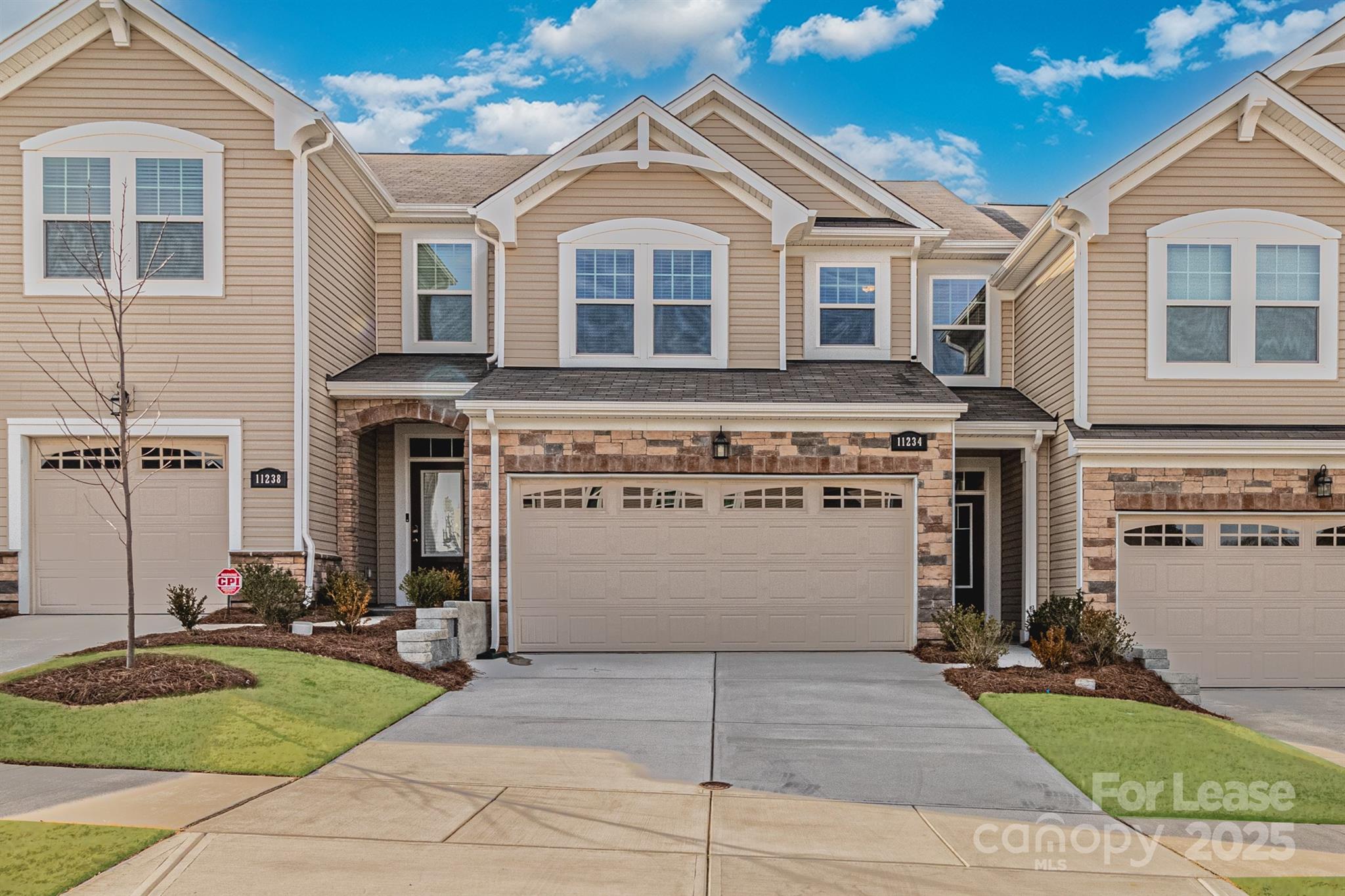 Welcome home to this LIKE NEW Claymore model townhome! The Claymore has a well-sought after floorplan and has the feel of a single family home. The first floor is spacious and features an eat-in kitchen, family room and drop zone with a bench and cubbies. This home has great closet space and a walk in pantry. Porters Row is located in the heart of bustling Steele Creek. Close proximity to Dining, Shopping, Walking trails, McDowell Nature Preserve and Lake Wylie! Just a few miles from I-485. We cannot wait for you to call this place HOME!