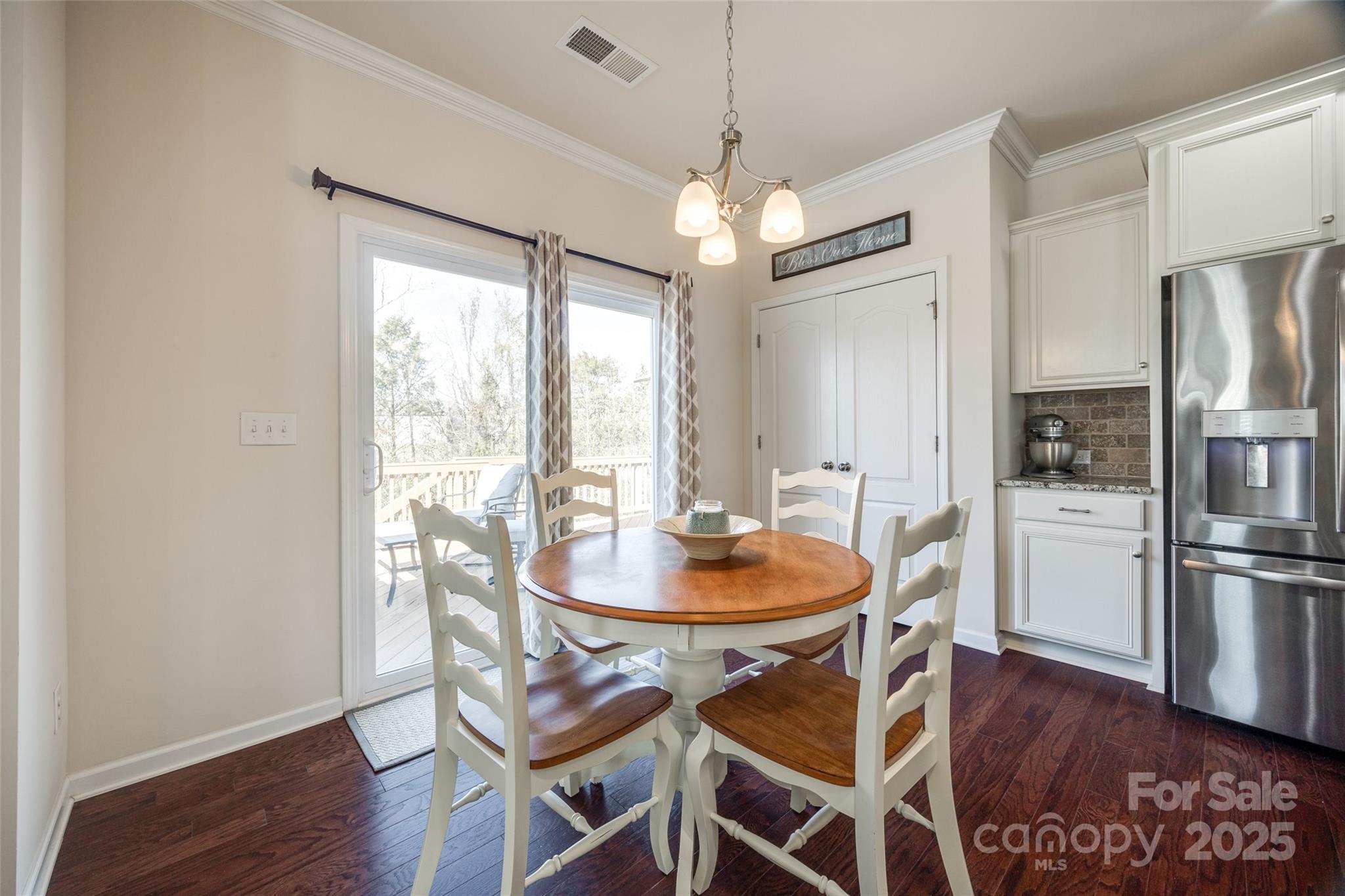Hawks Creek - Residential