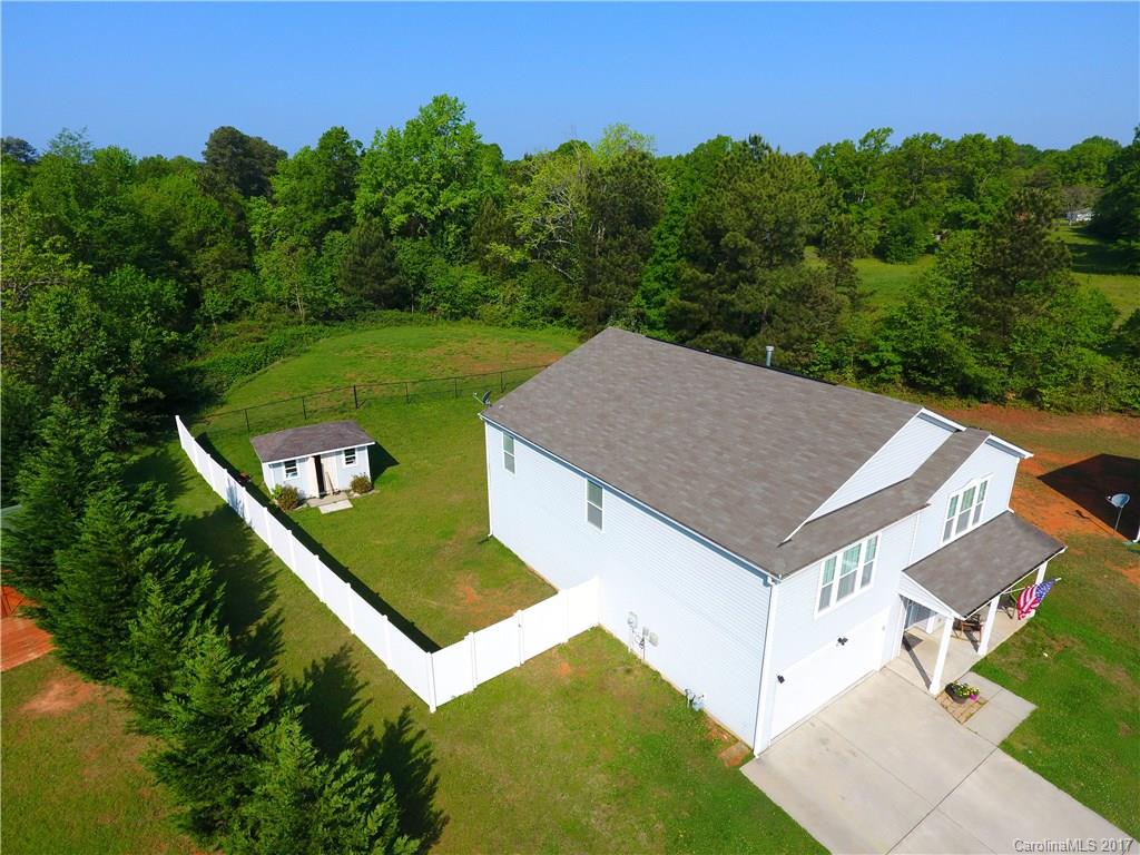 Oaks Of Broadway - Residential
