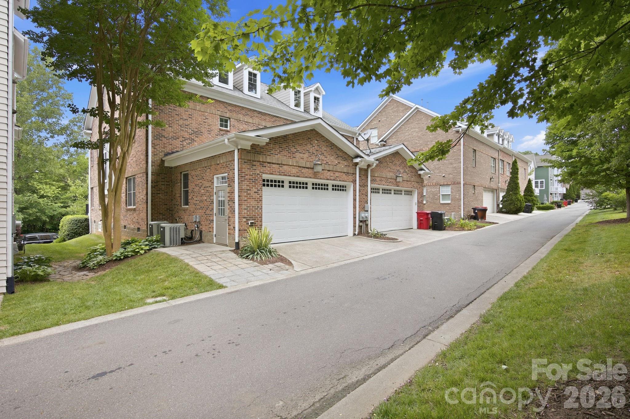Walnut Grove - Residential