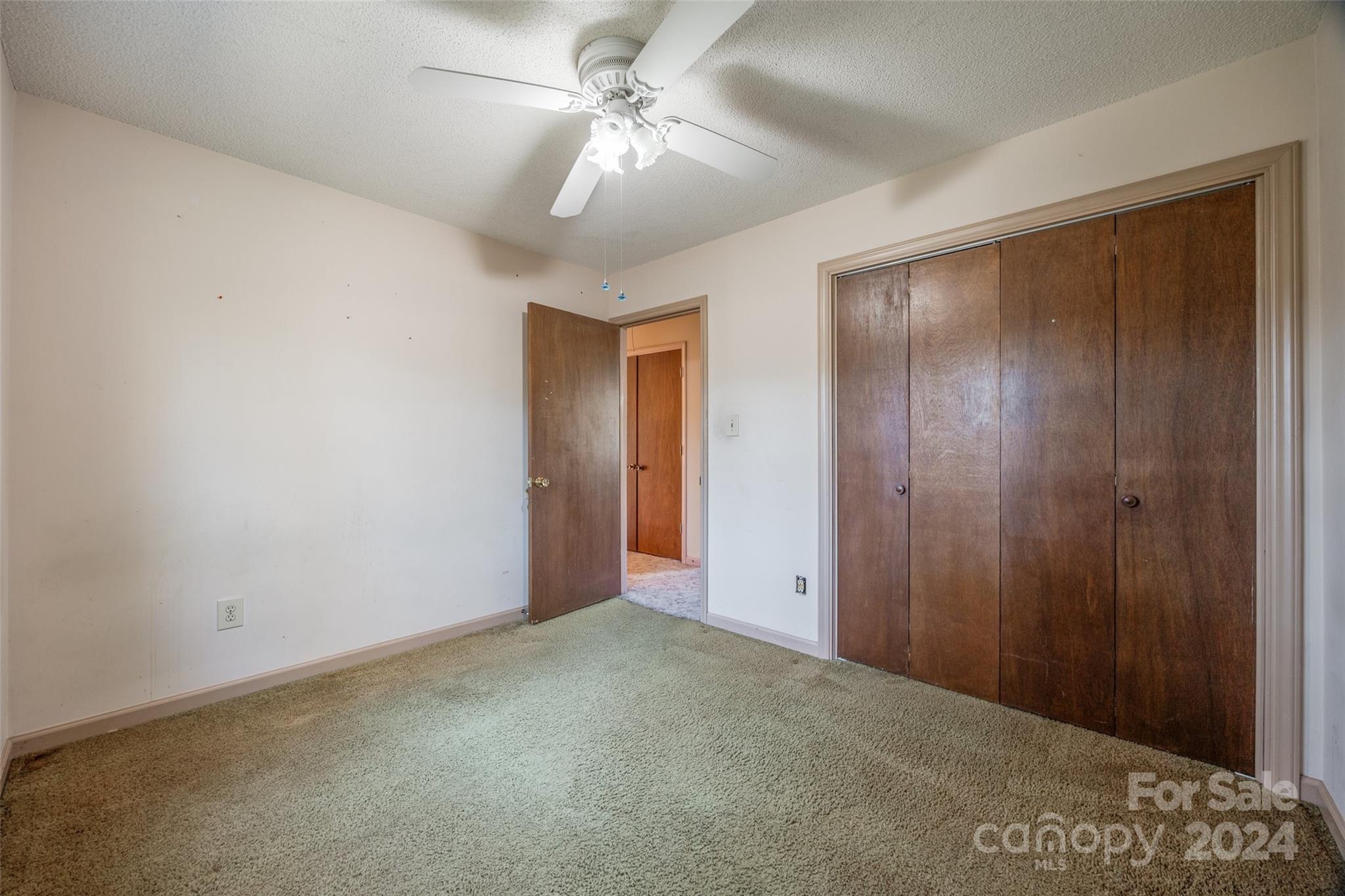 Country Woods - Residential