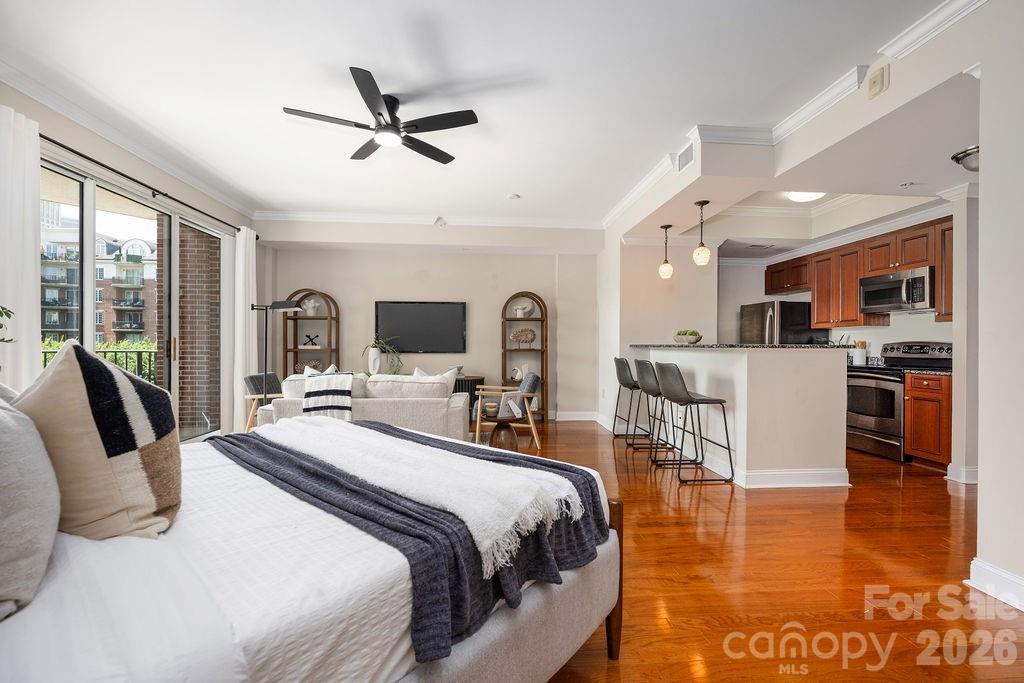 Fifth and Poplar - Residential
