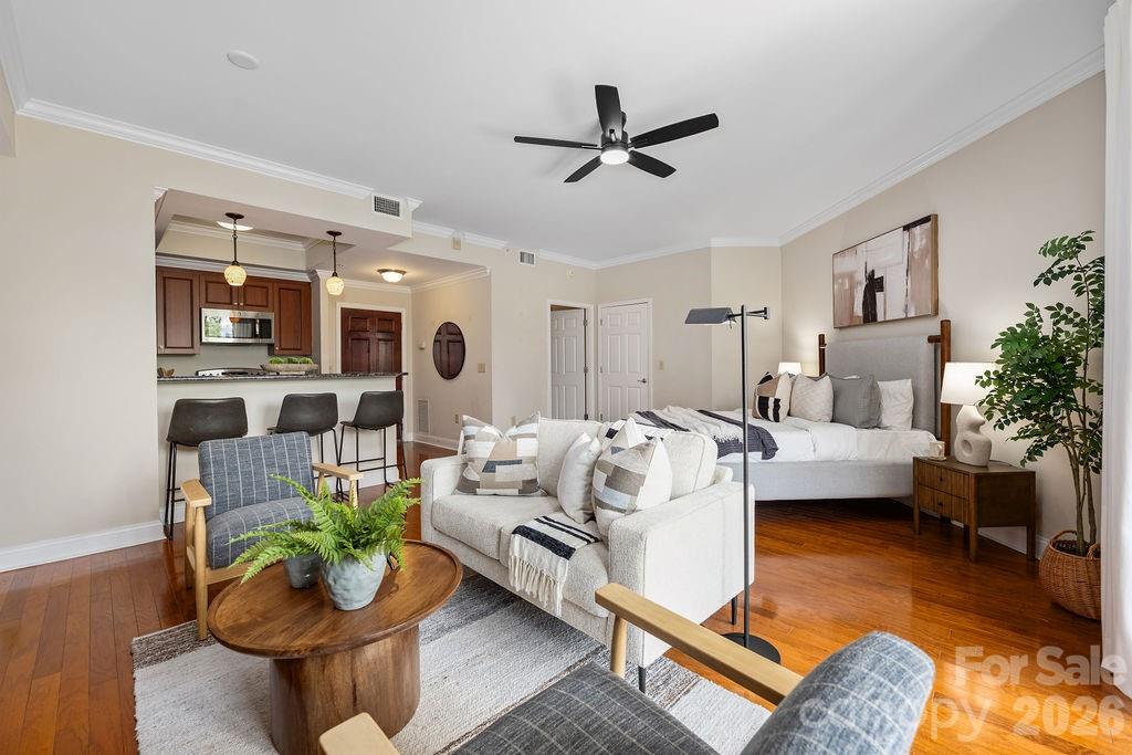 Fifth and Poplar - Residential
