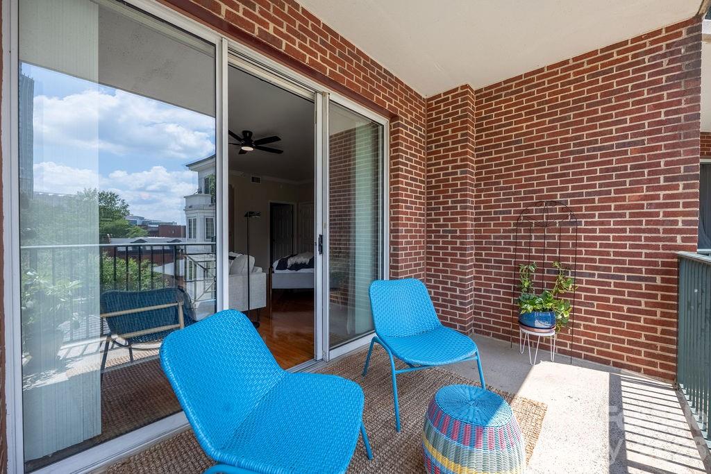 Fifth and Poplar - Residential