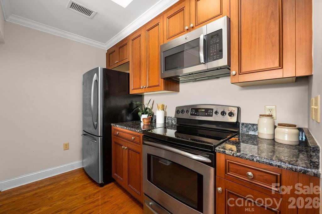 Fifth and Poplar - Residential