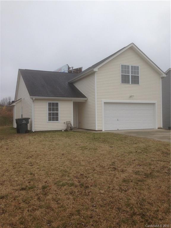 Cozy open floor plan with large kitchen and living room.  3 Bedrooms on main level with a large bedroom/bonus room upstairs.  Great Kannapolis location only minutes to shopping and restaurants.