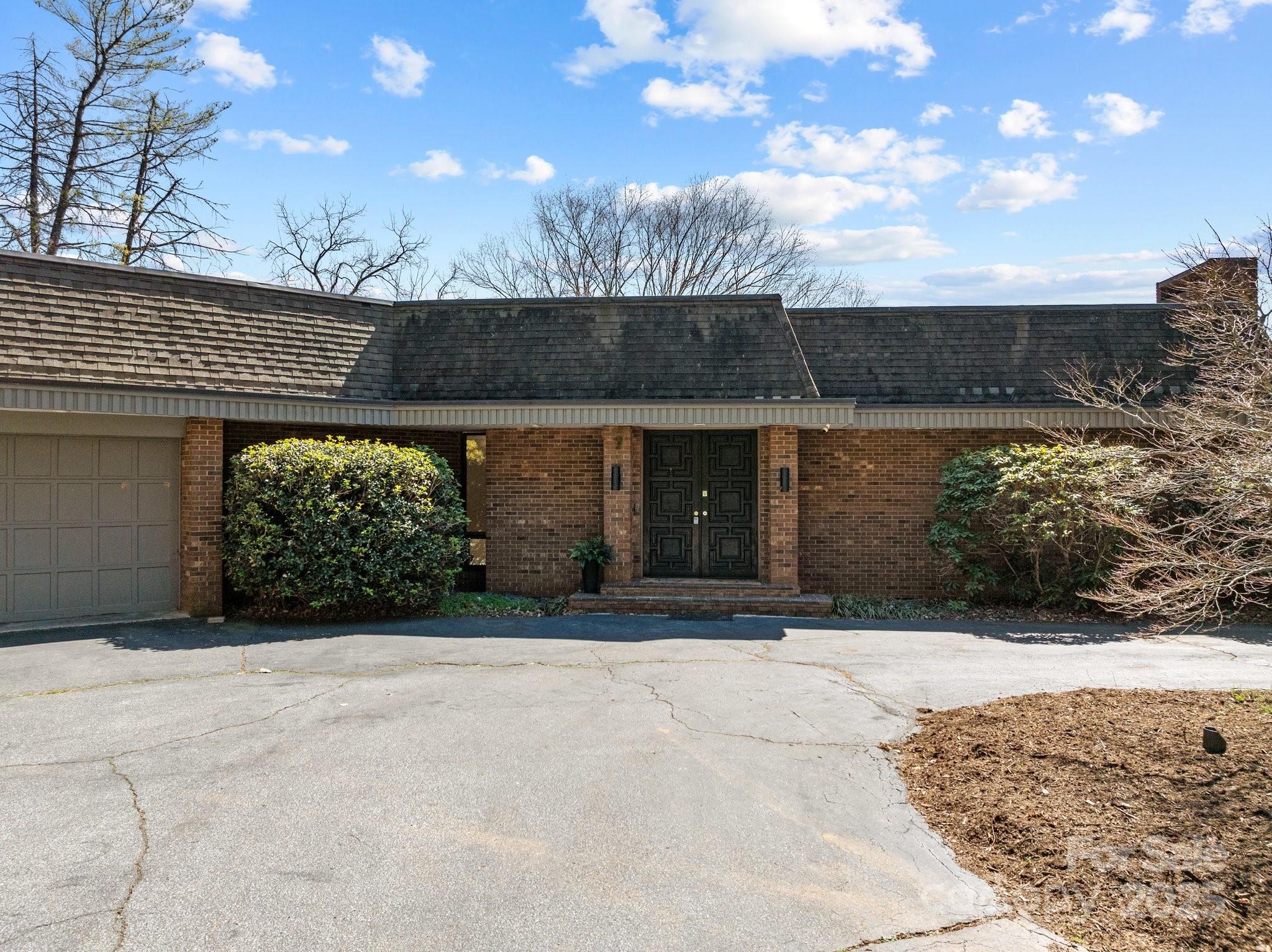 Bermuda Run - Residential