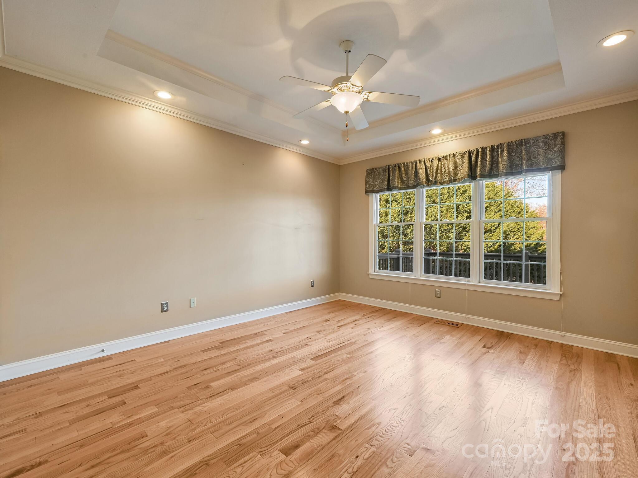 High Vista Falls - Residential