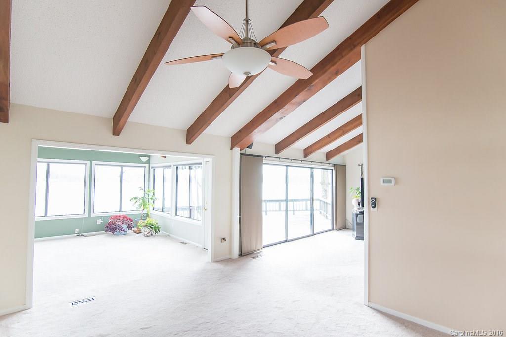 Tega Cay - Residential