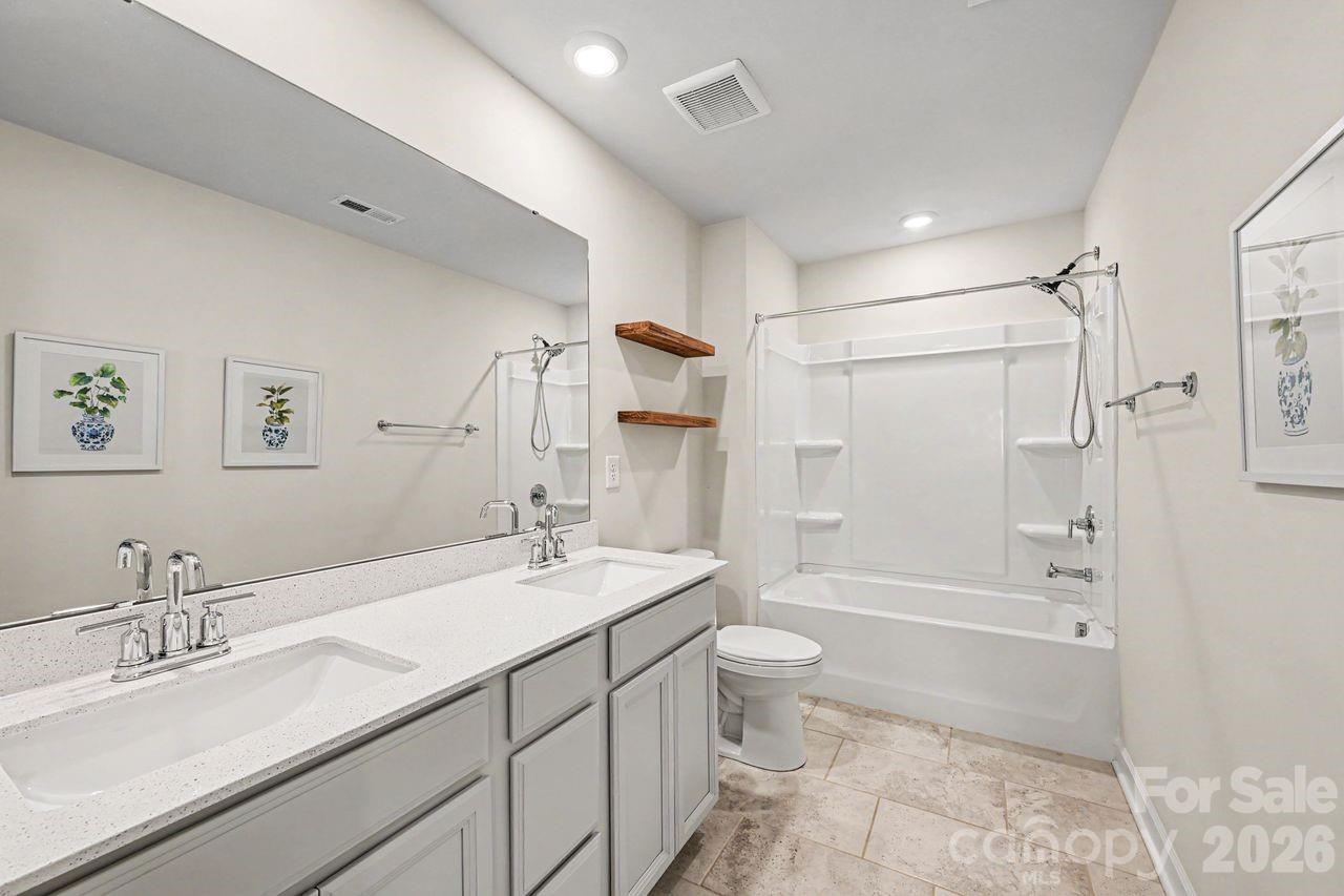 Larkhaven Hills - Residential