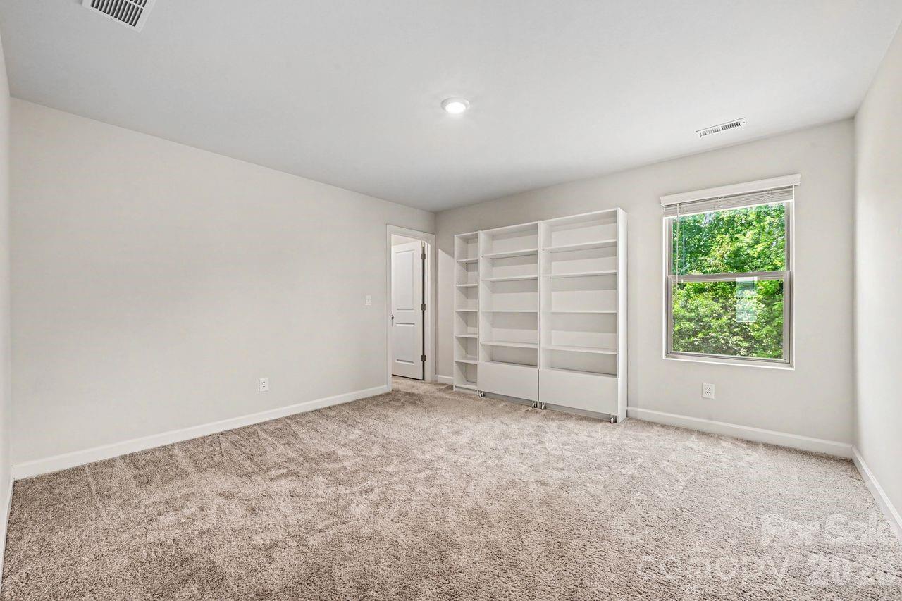 Larkhaven Hills - Residential