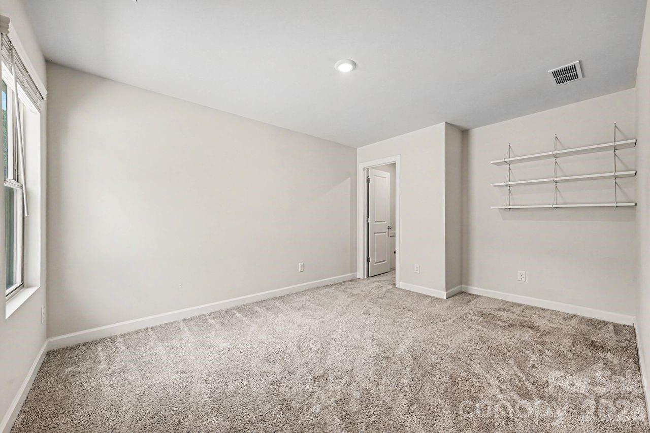 Larkhaven Hills - Residential