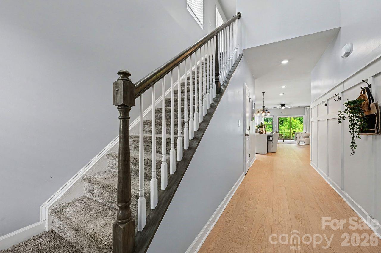 Larkhaven Hills - Residential