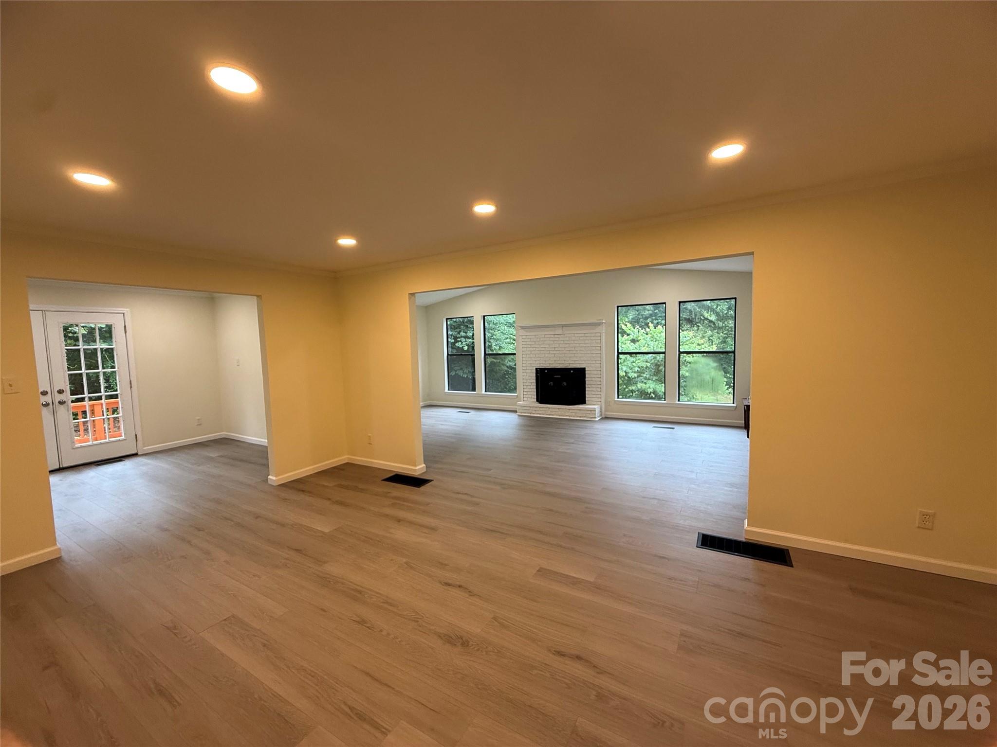 Woodside Hills - Residential