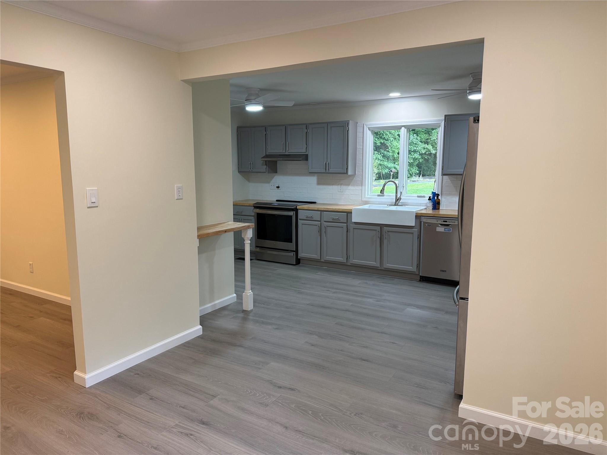 Woodside Hills - Residential