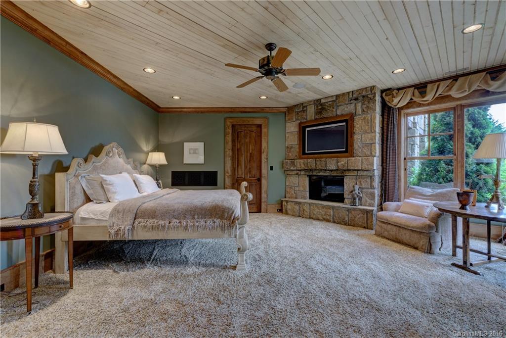 Lake Toxaway Estates - Residential