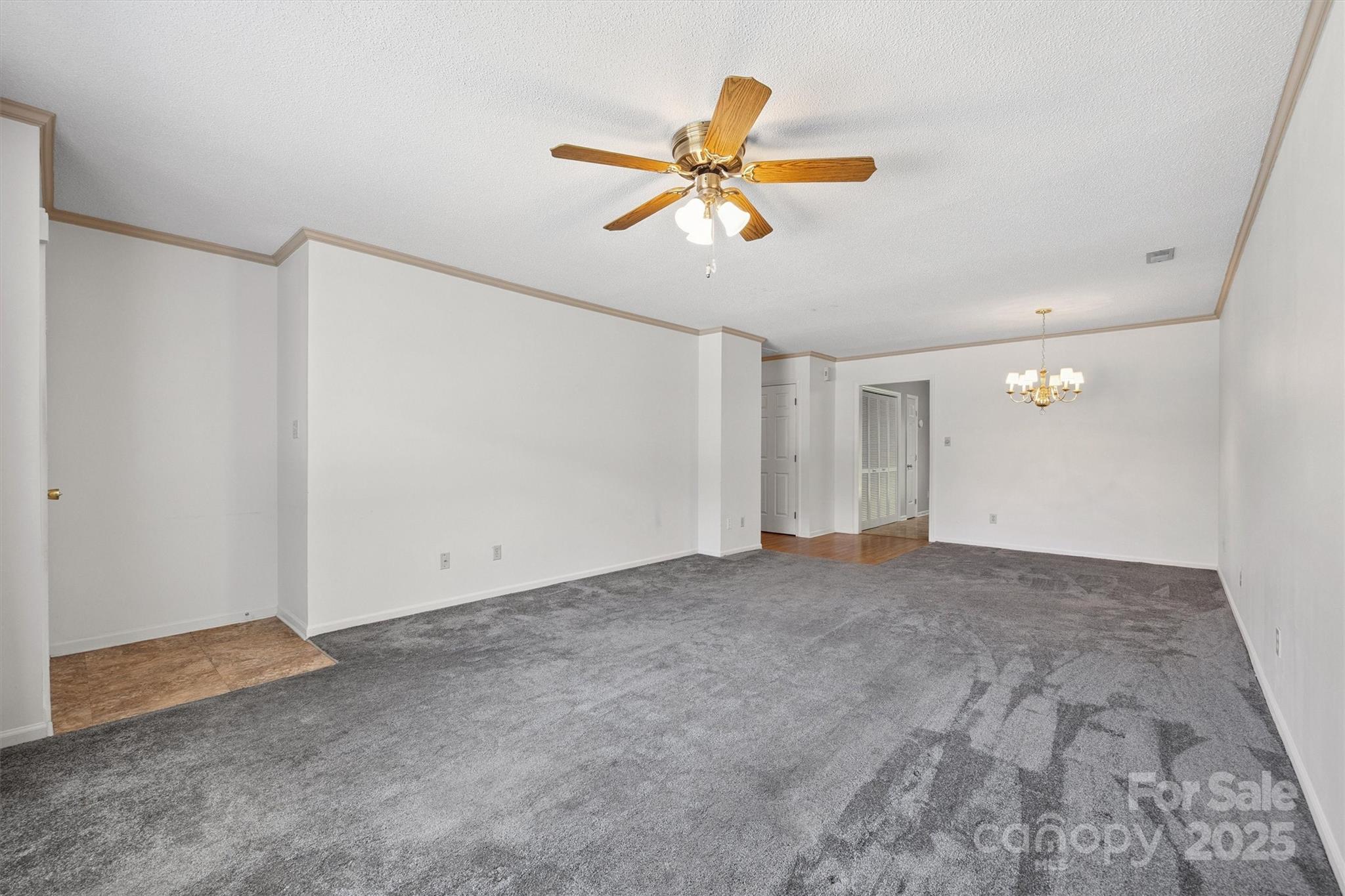 Olde Pointe - Residential