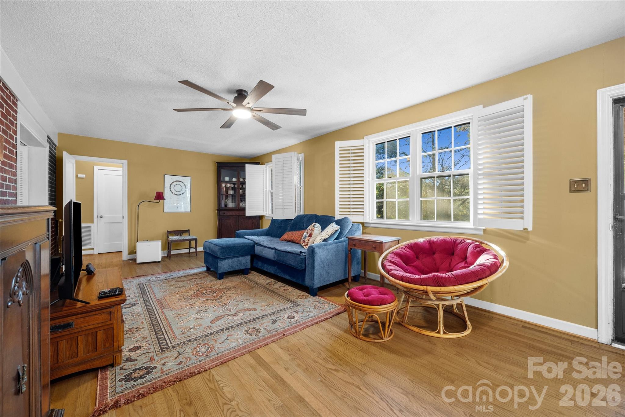 Country Club Estates - Residential