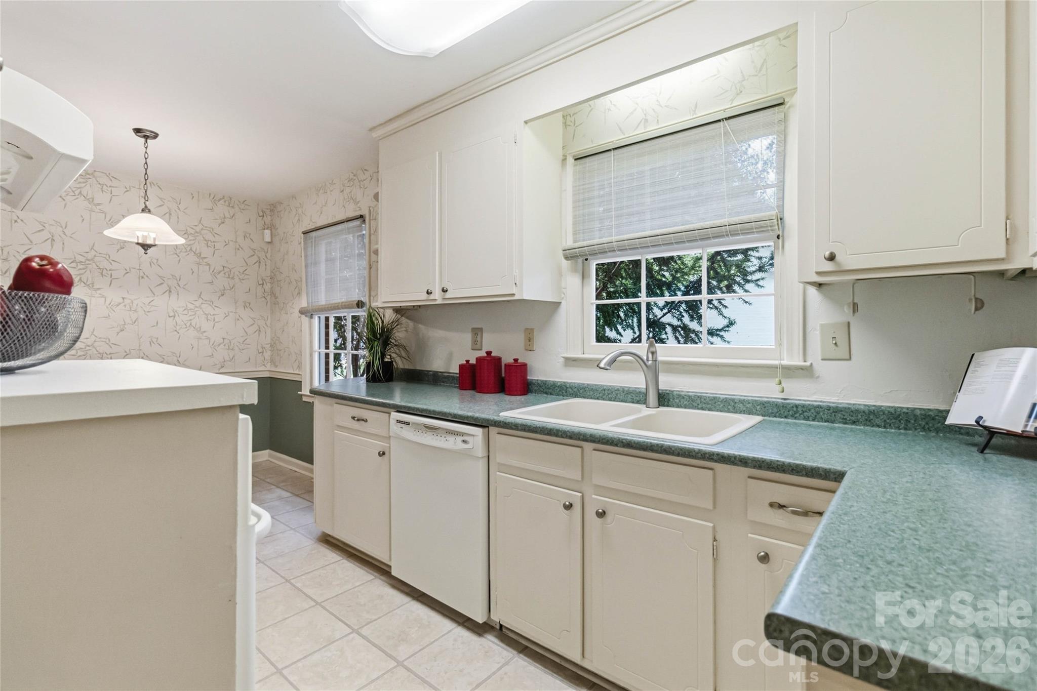 Beverly Woods - Residential