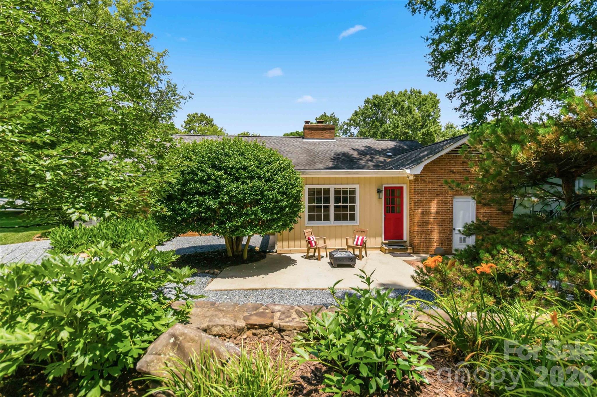 Beverly Woods - Residential