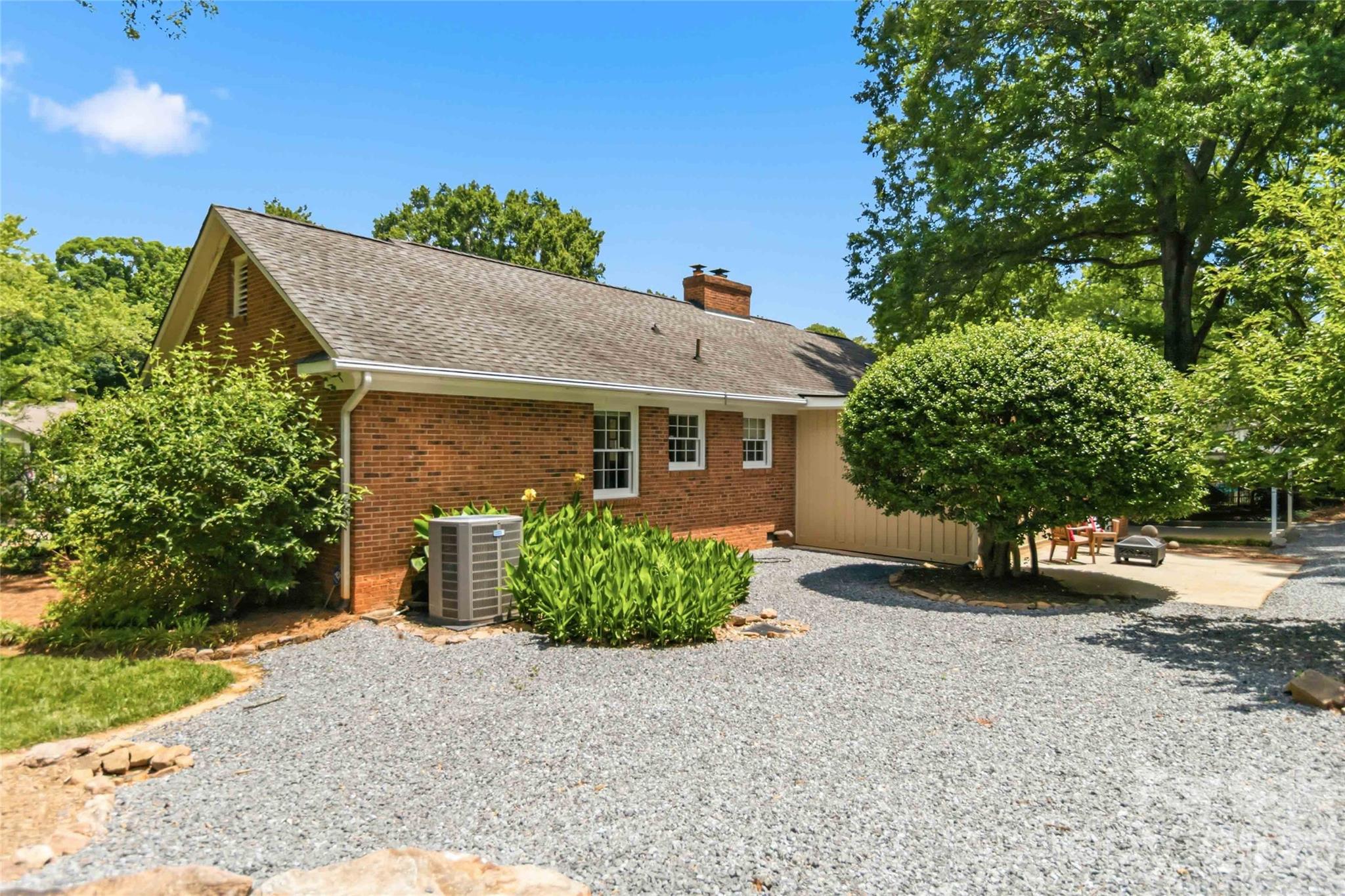 Beverly Woods - Residential