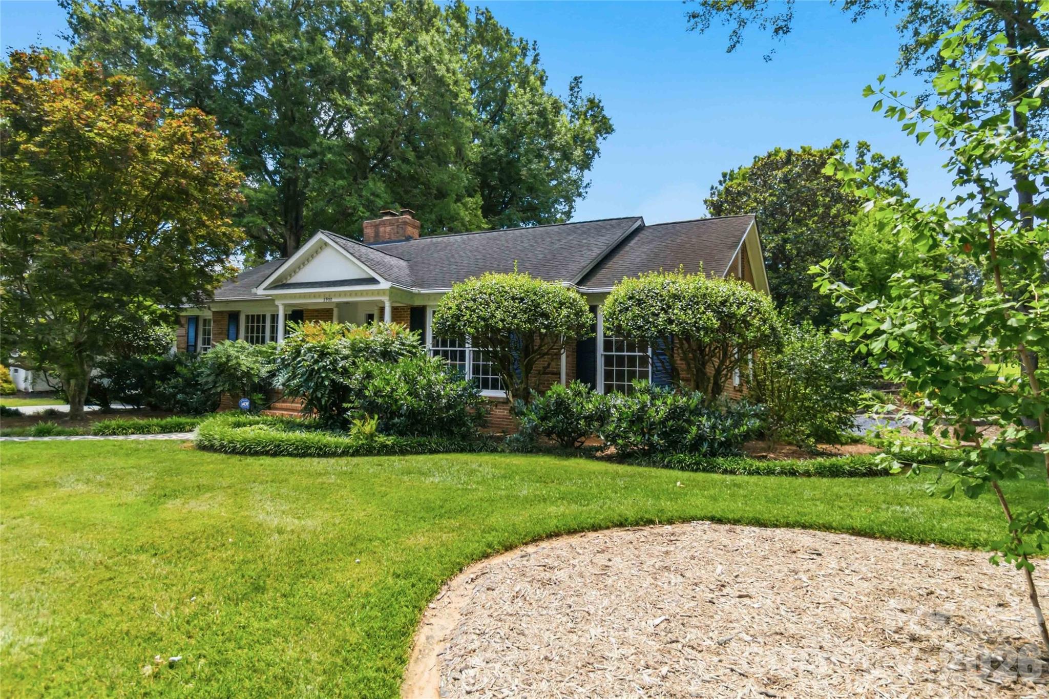 Beverly Woods - Residential
