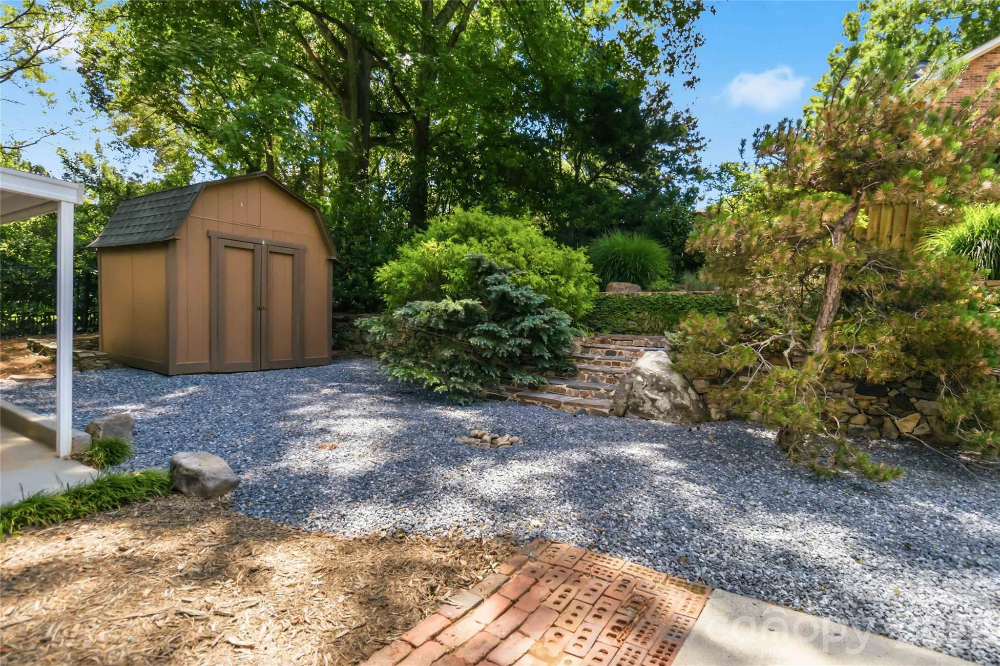 Beverly Woods - Residential