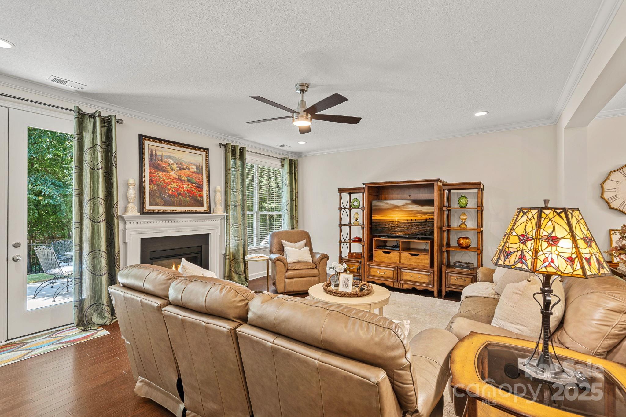 Shelly Woods - Residential