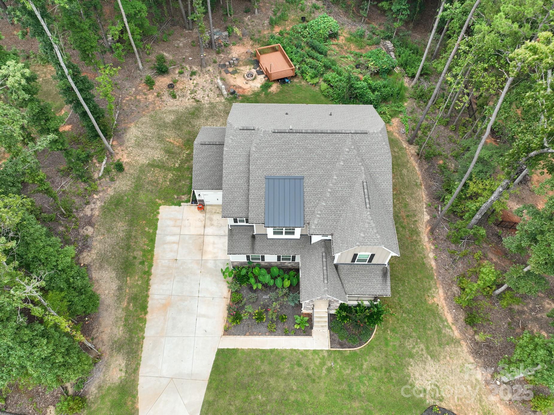 The Estates at Arlington Woods - Residential