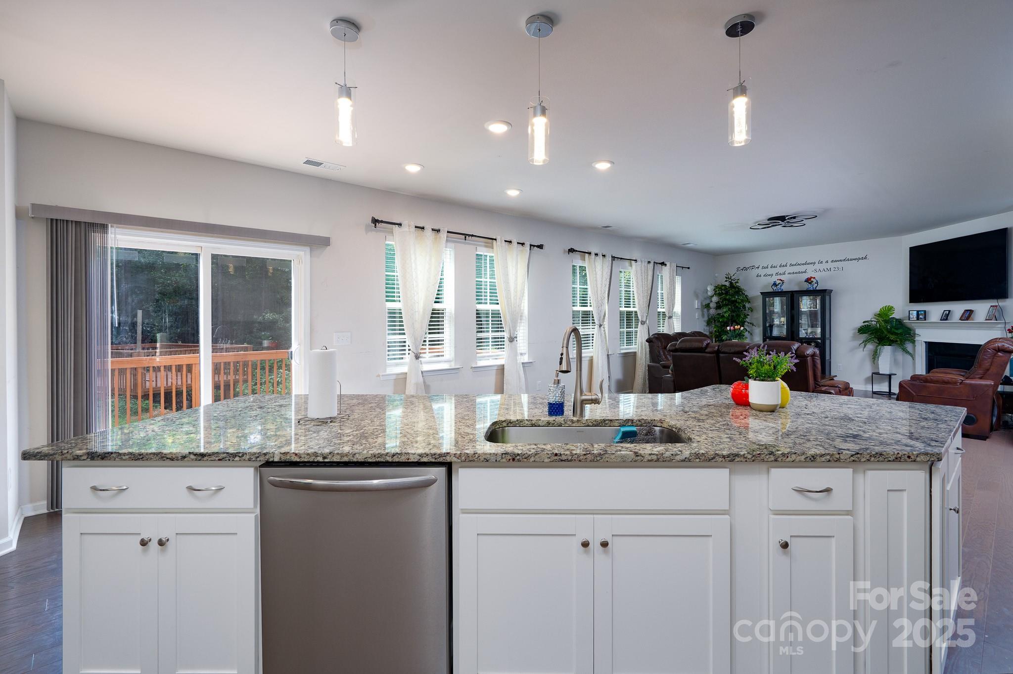 The Estates at Arlington Woods - Residential
