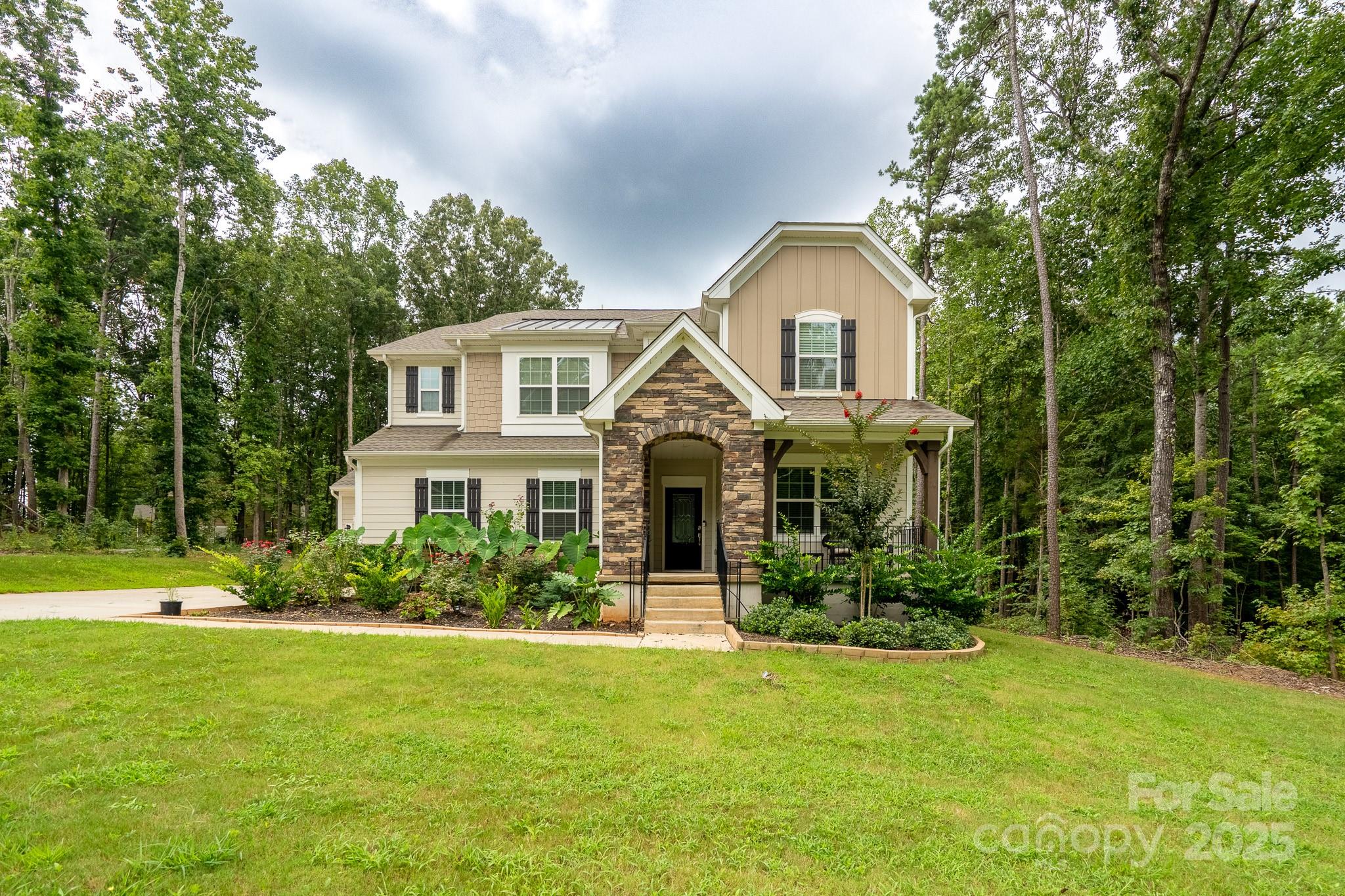 The Estates at Arlington Woods - Residential