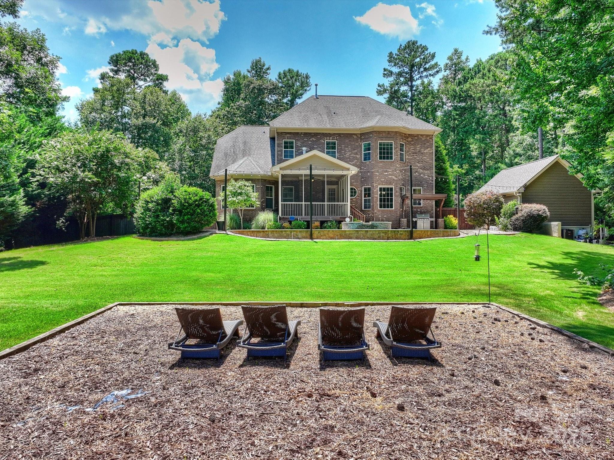 The Coves on River Oaks - Residential