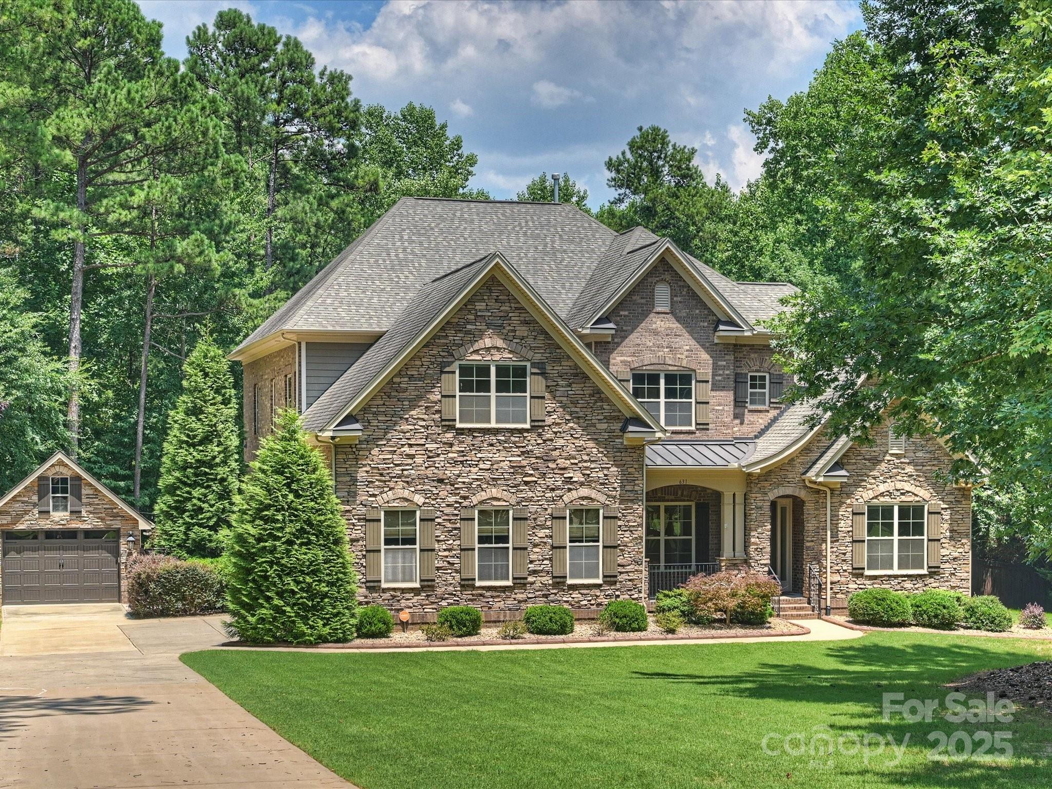 The Coves on River Oaks - Residential