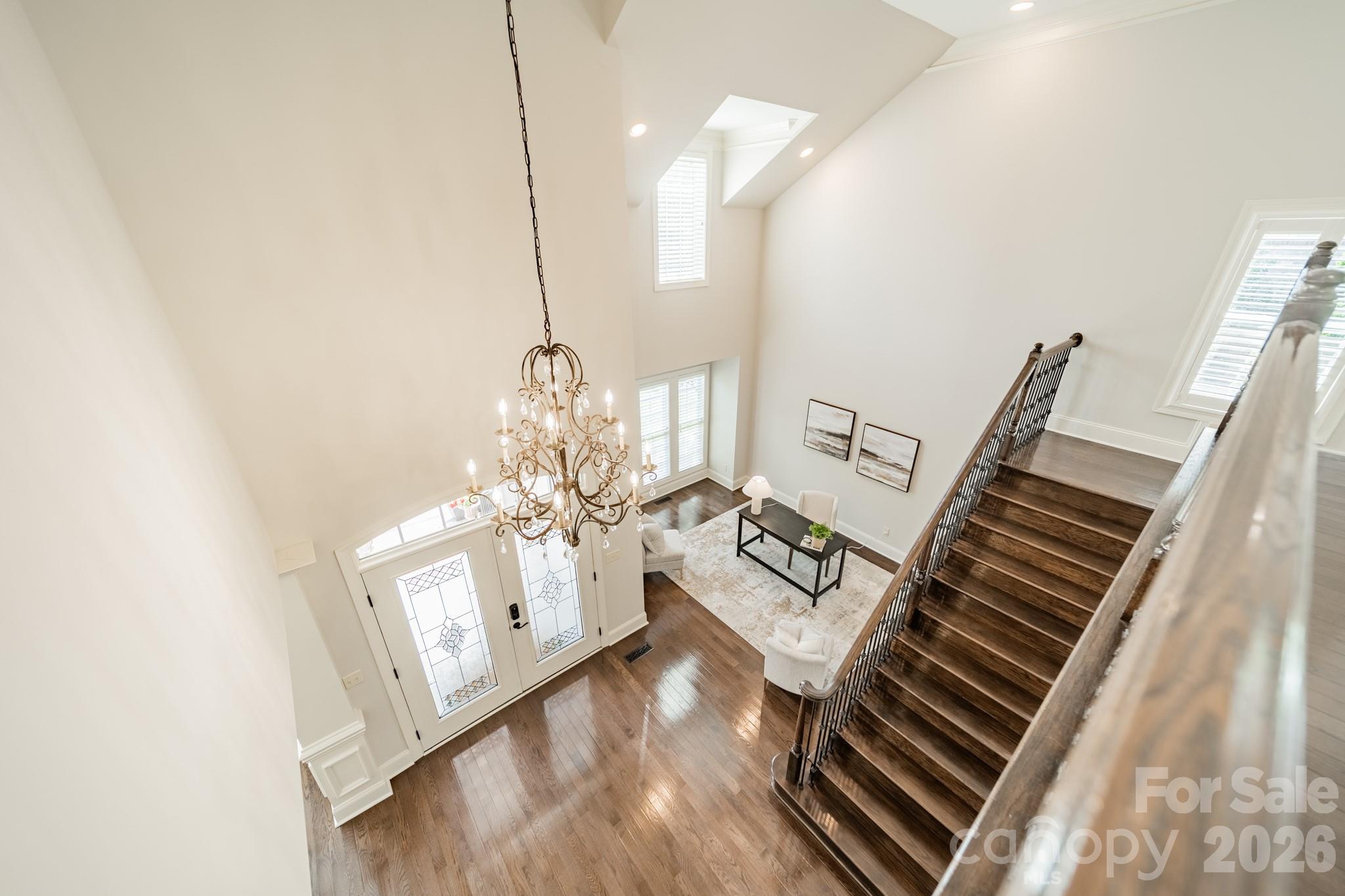 Hollister - Residential