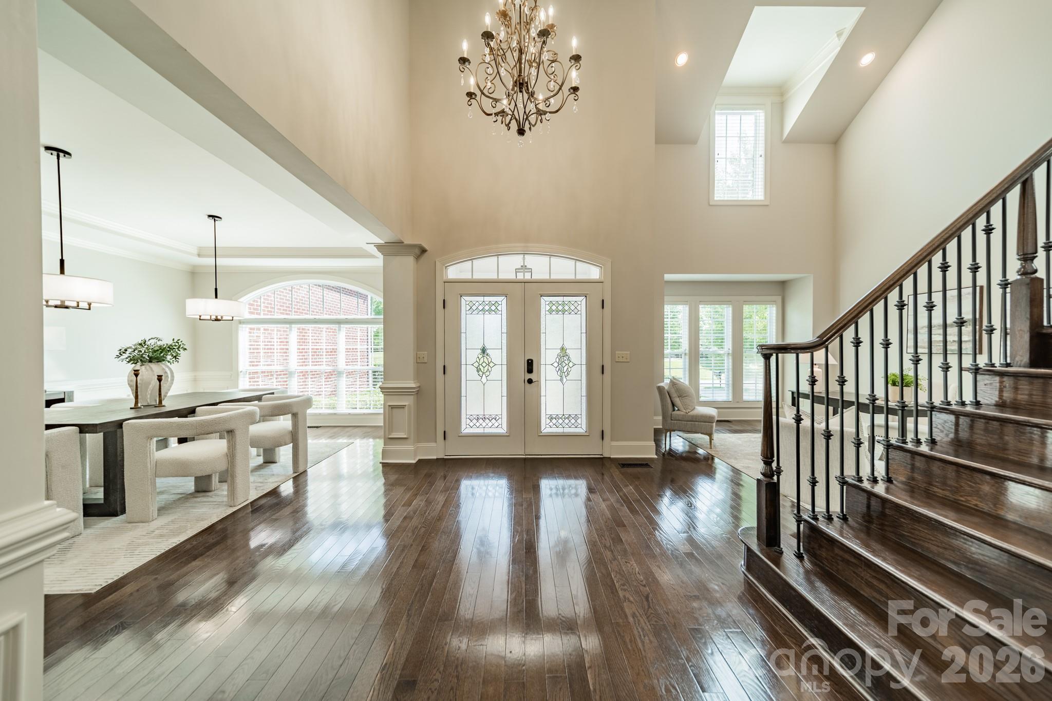 Hollister - Residential