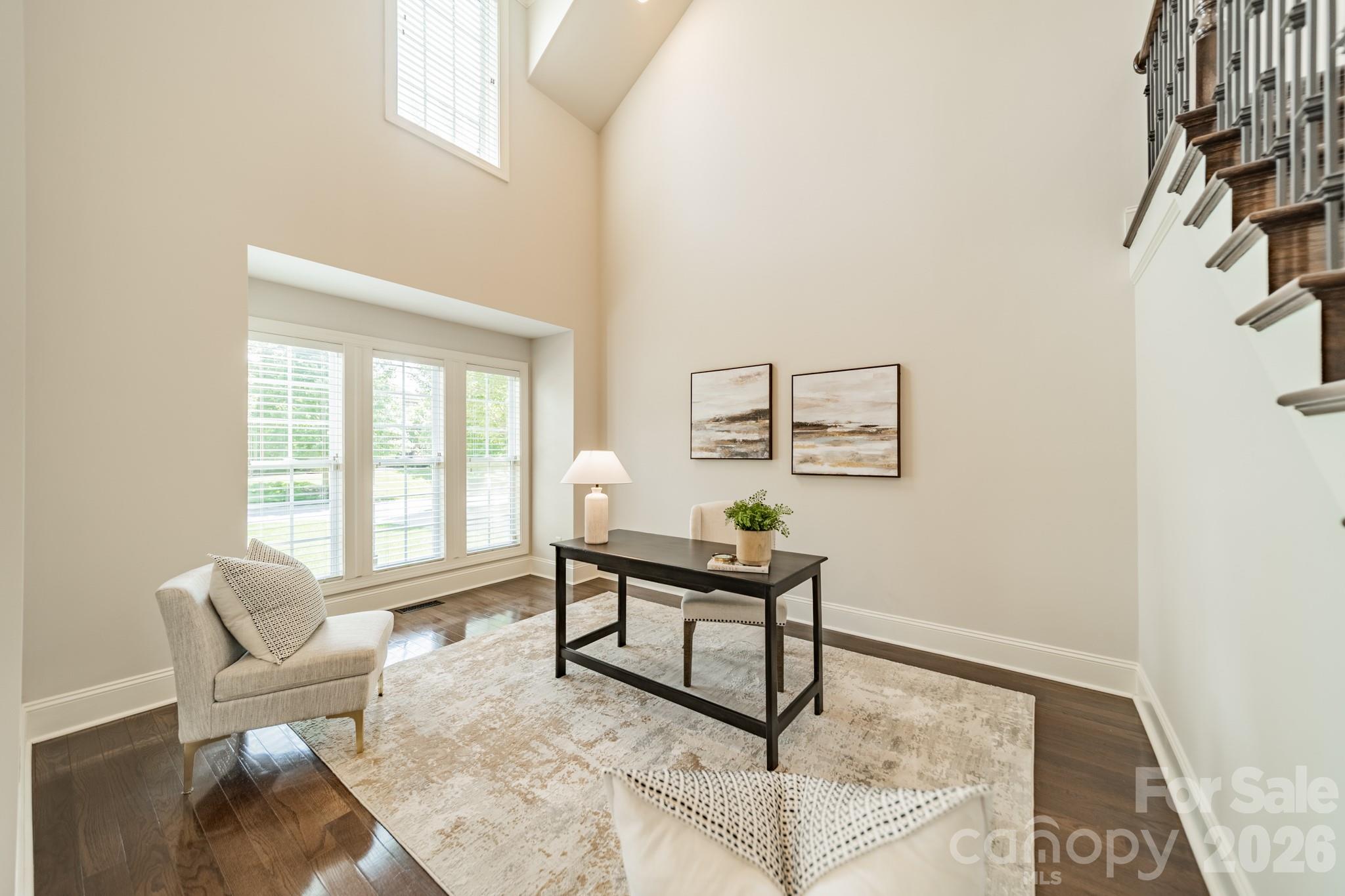 Hollister - Residential