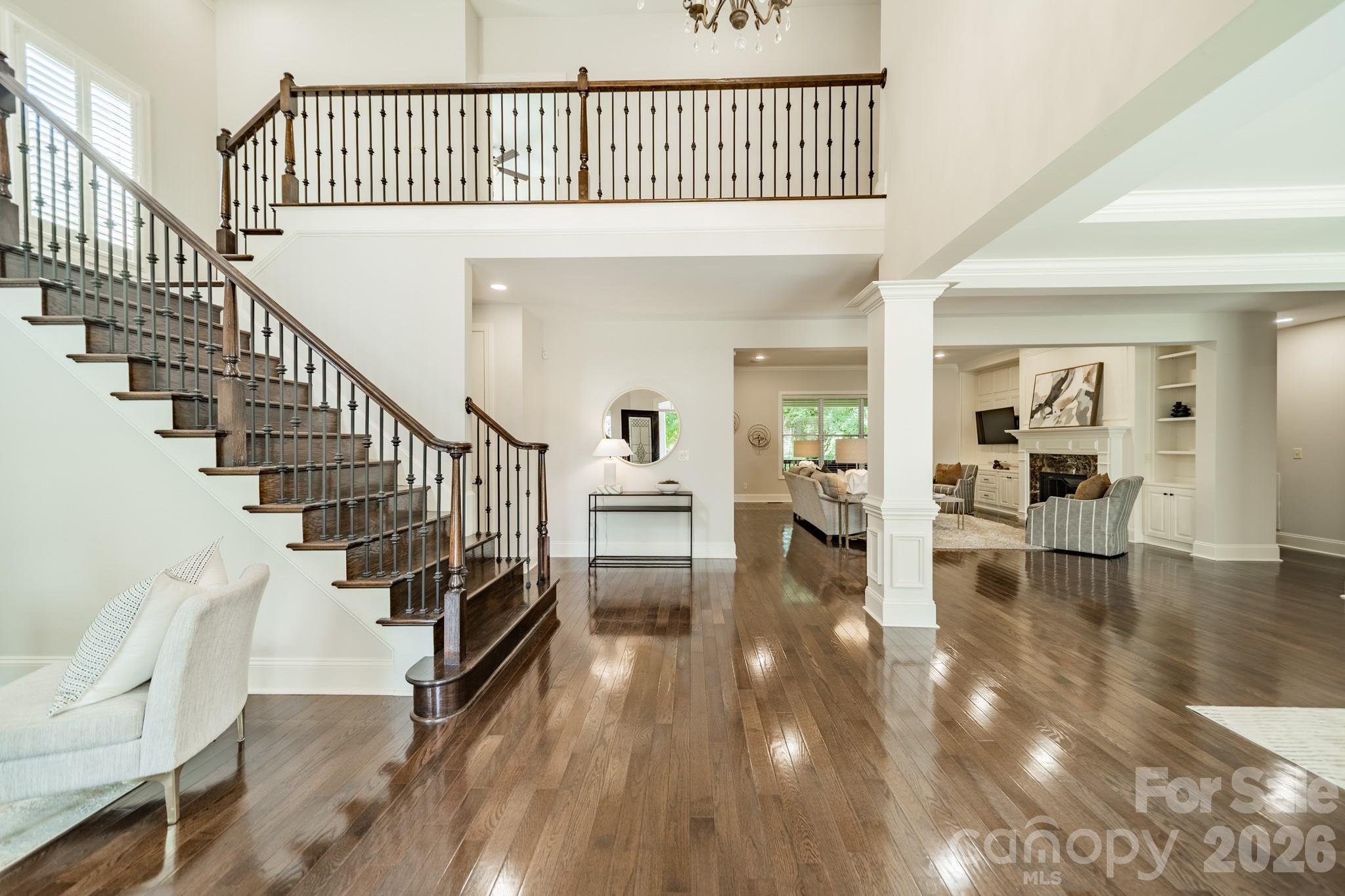 Hollister - Residential