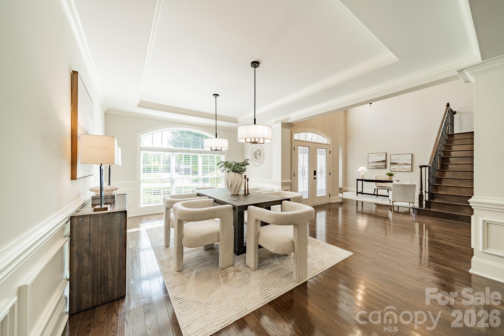 Hollister - Residential