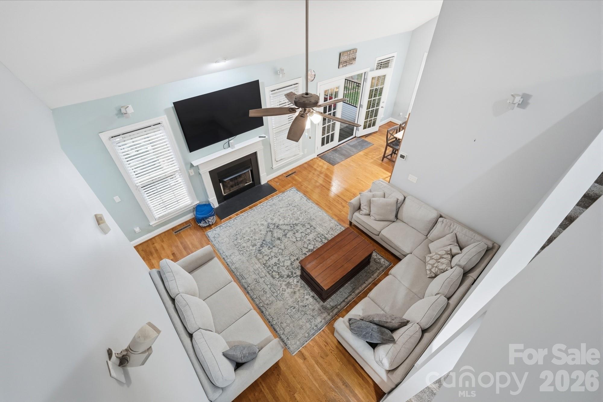 The Oaks On Providence - Residential