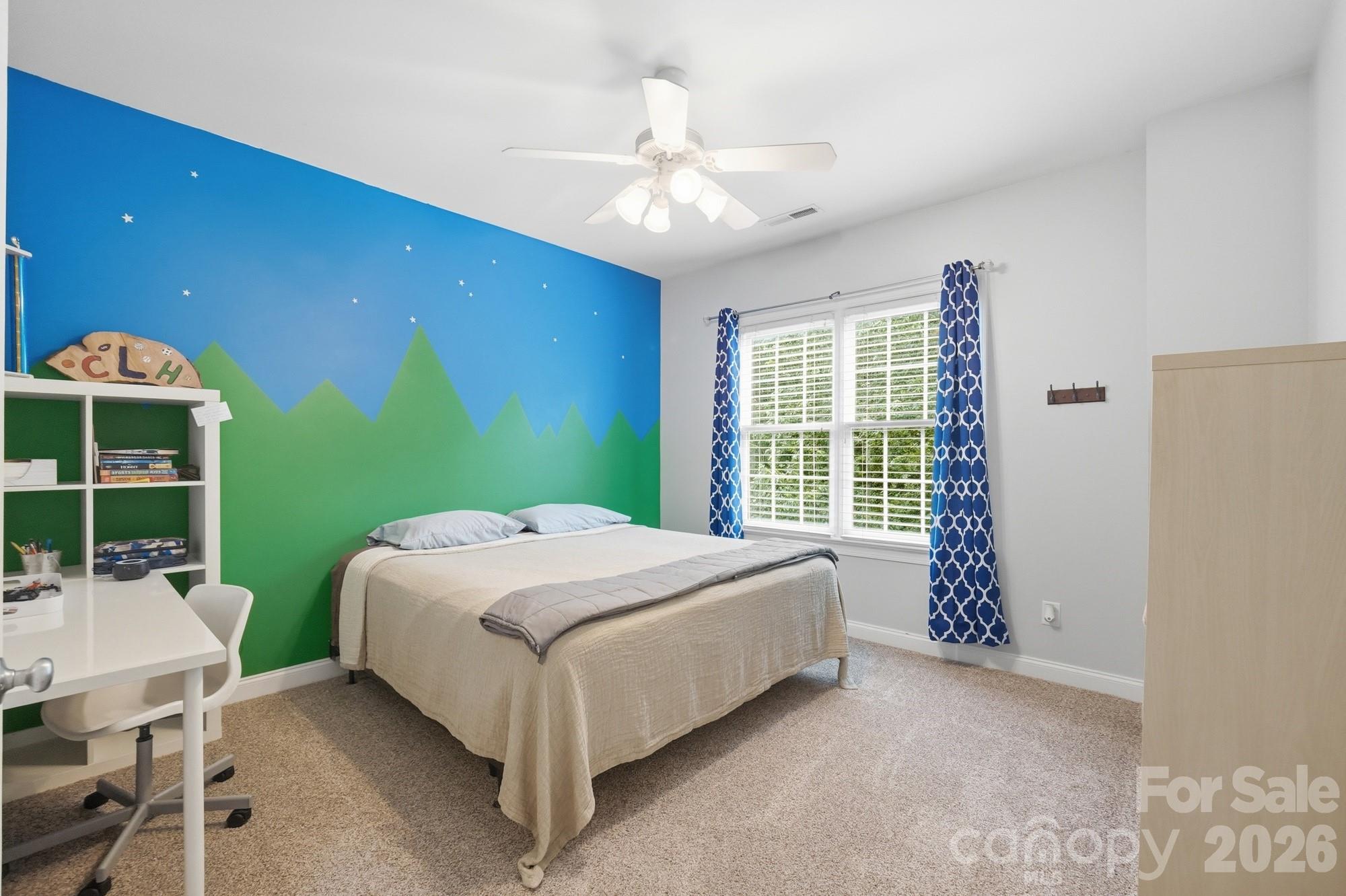 The Oaks On Providence - Residential