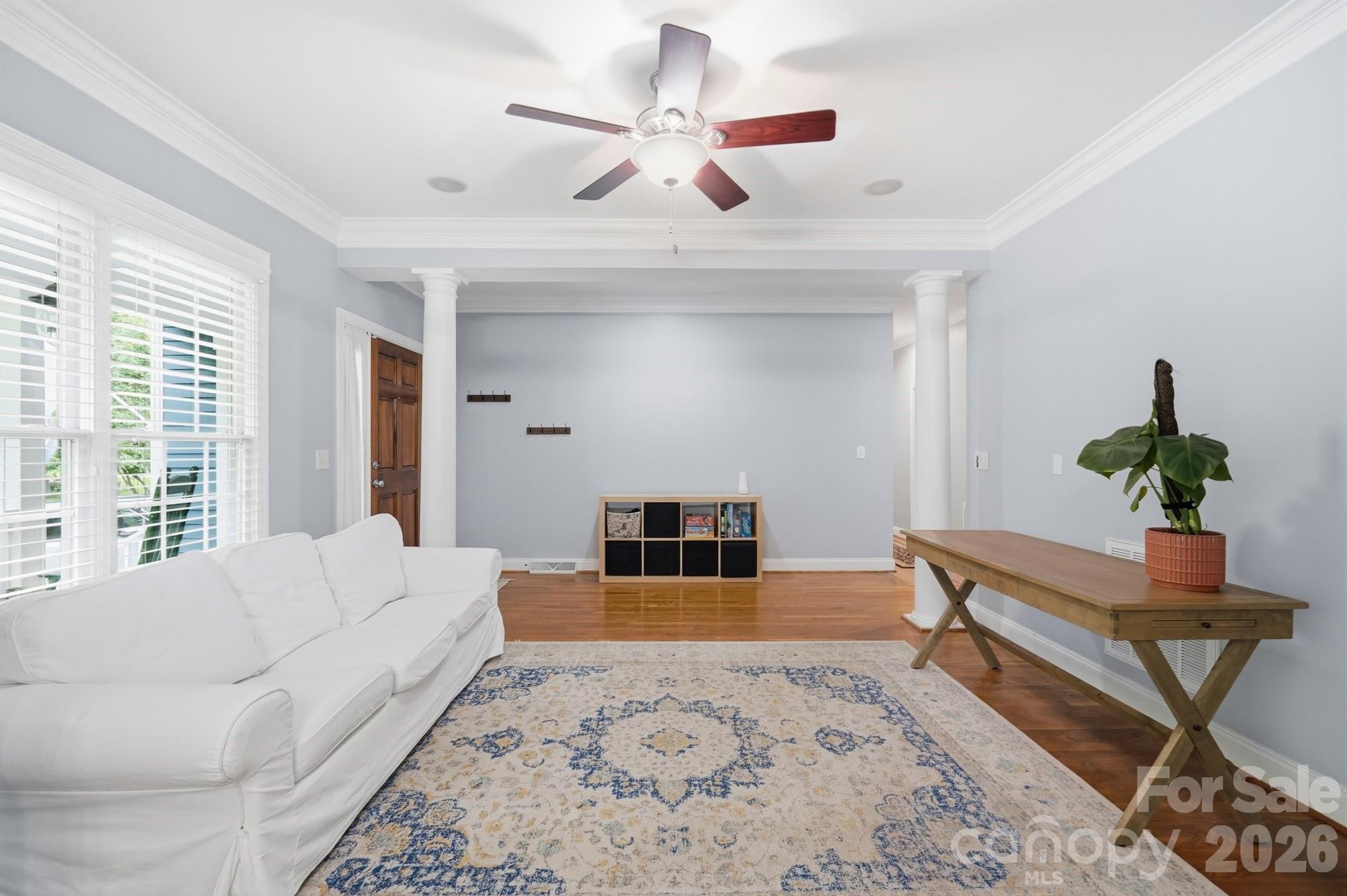 The Oaks On Providence - Residential