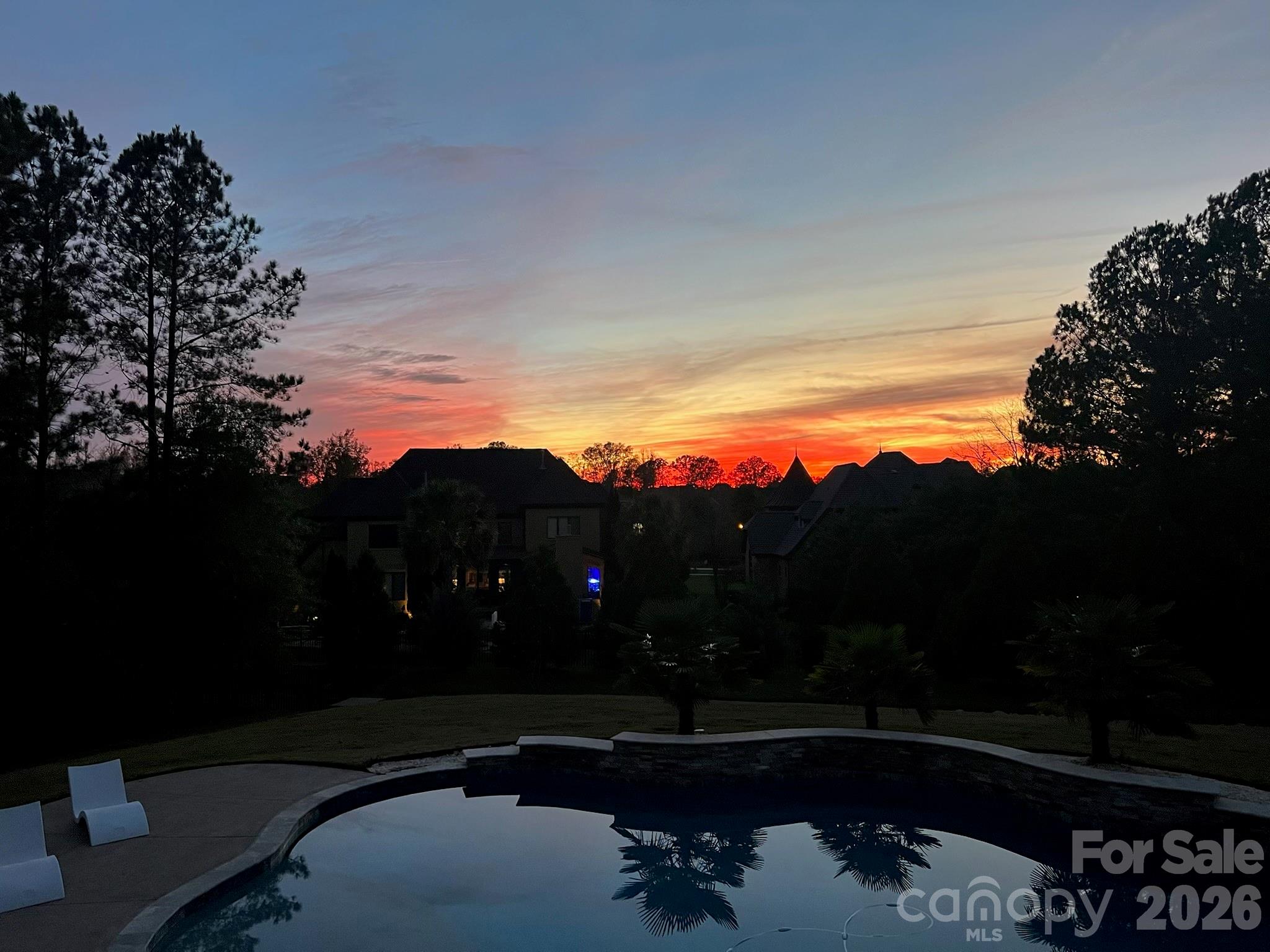 Ladera - Residential