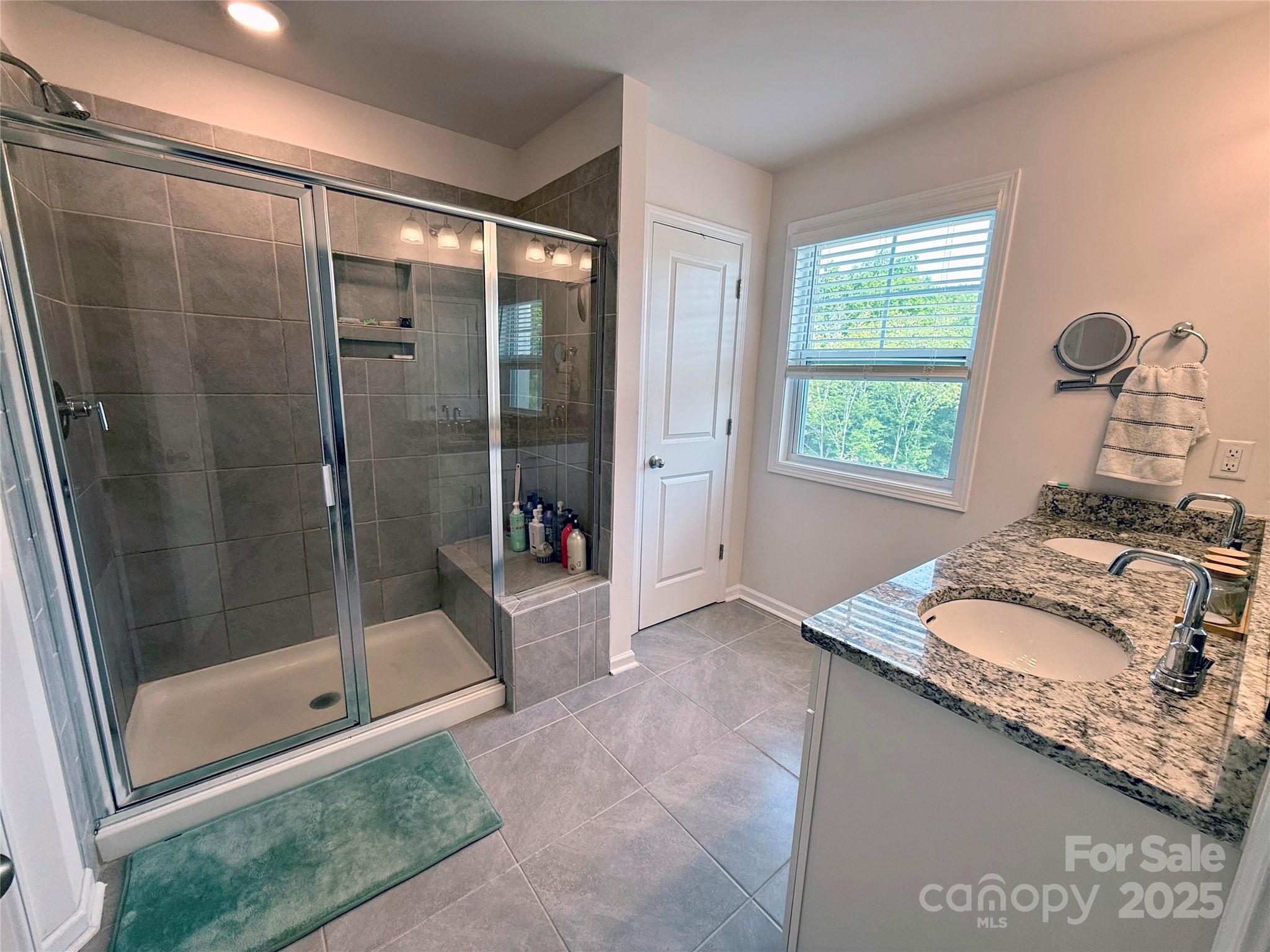 Ivy Ridge - Residential