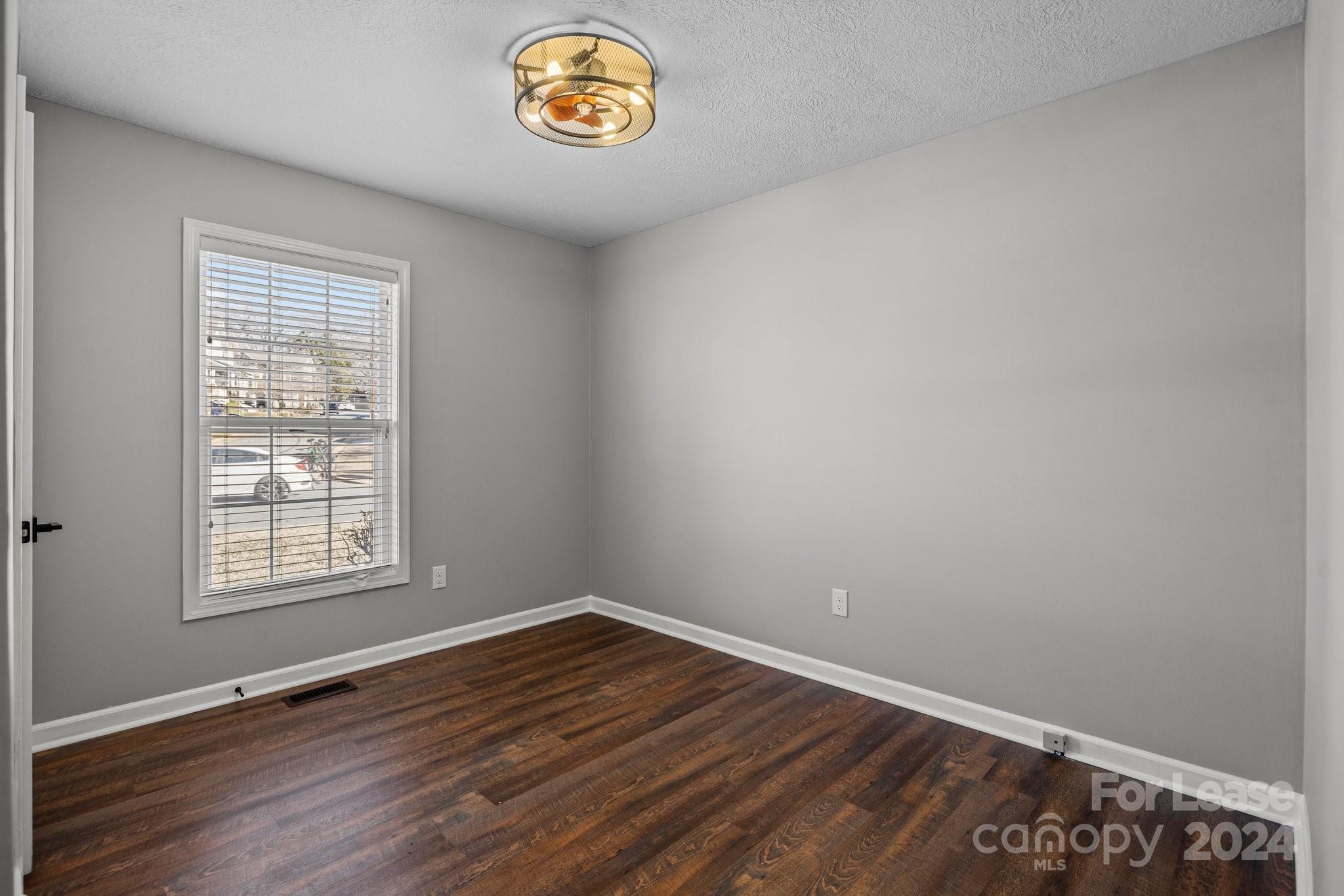 Reid Park - Residential Lease